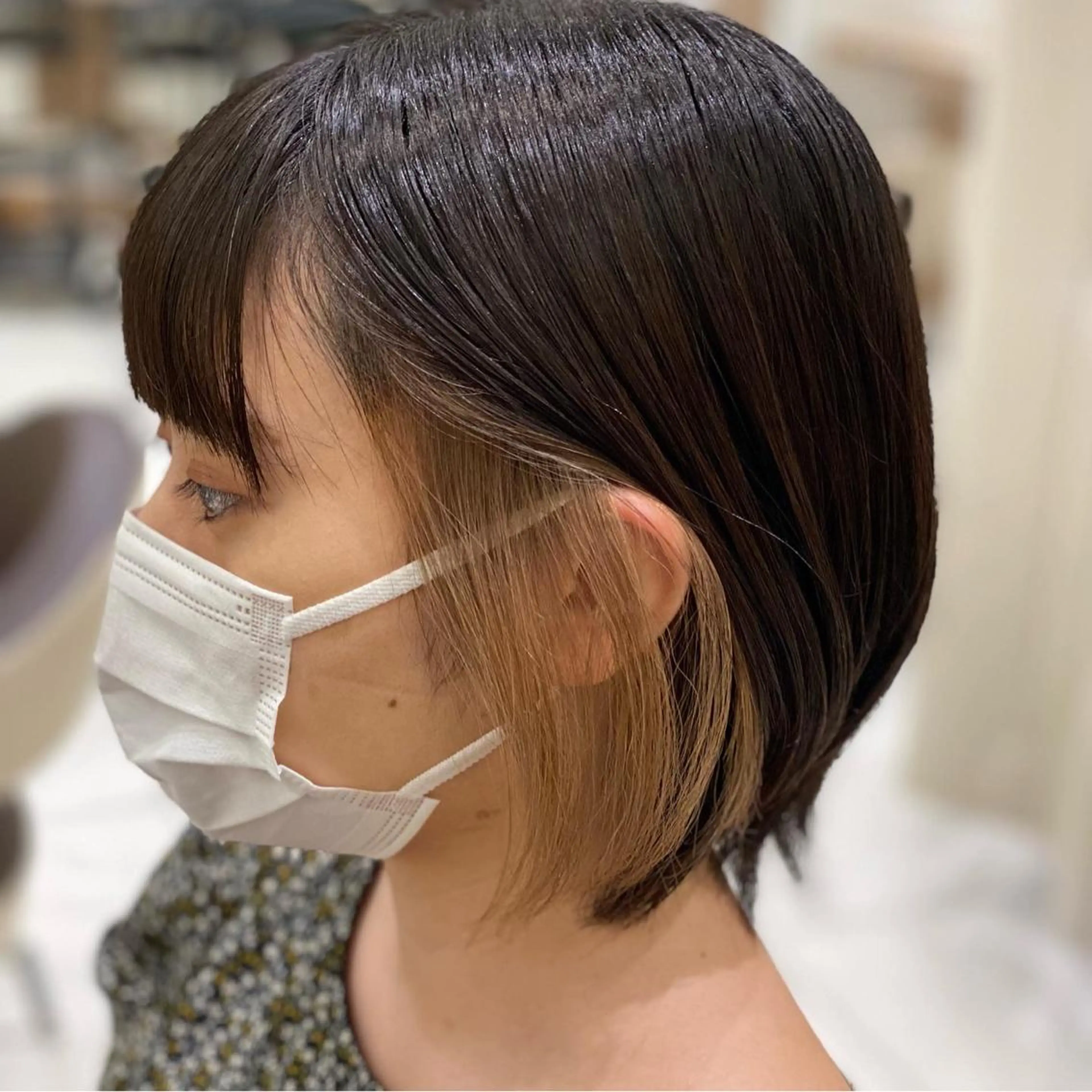 ショート カラー 韓国ボブ/縮毛矯正 /レイヤーカットのヘアスタイル