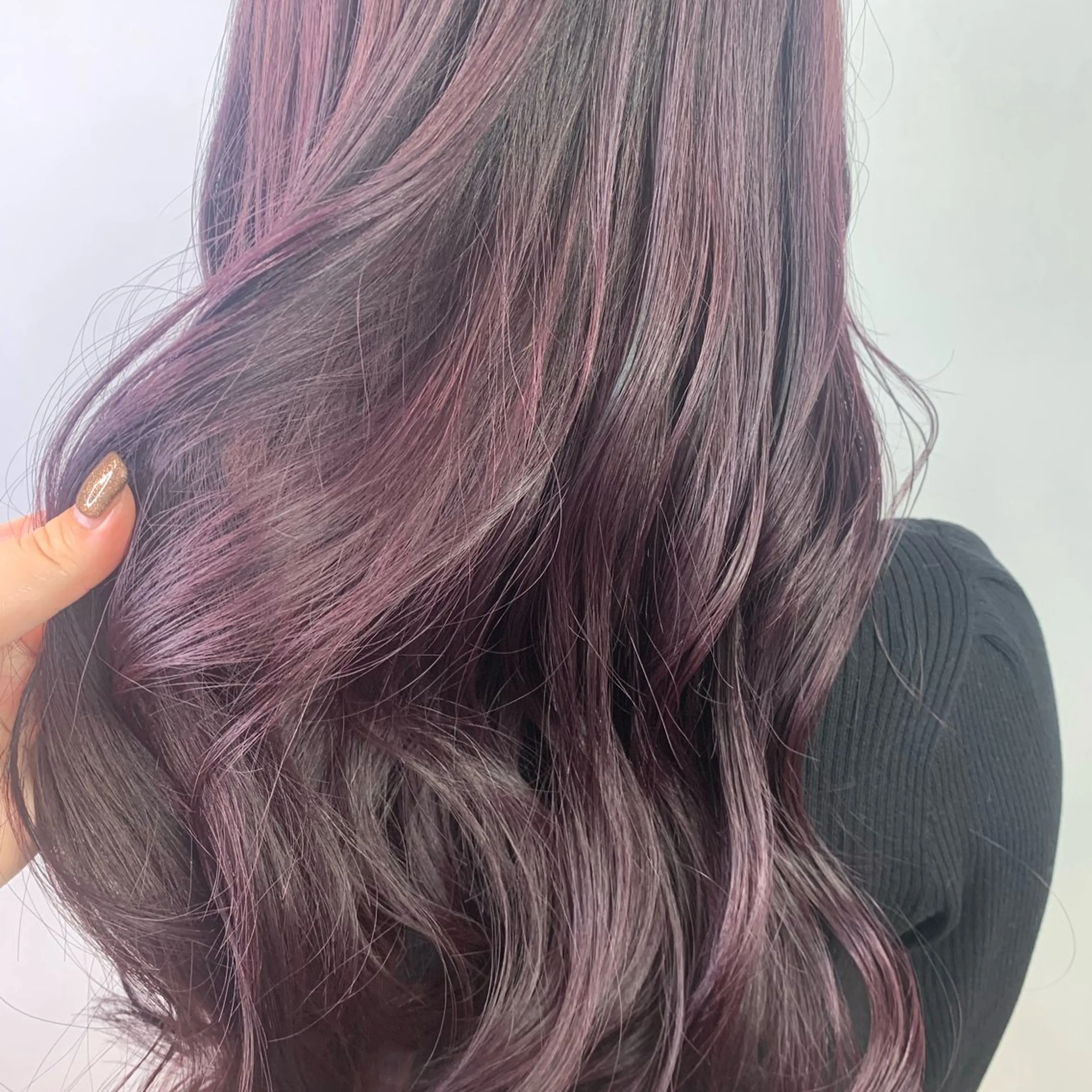 ロング カラー (h)wim kikoのヘアスタイル