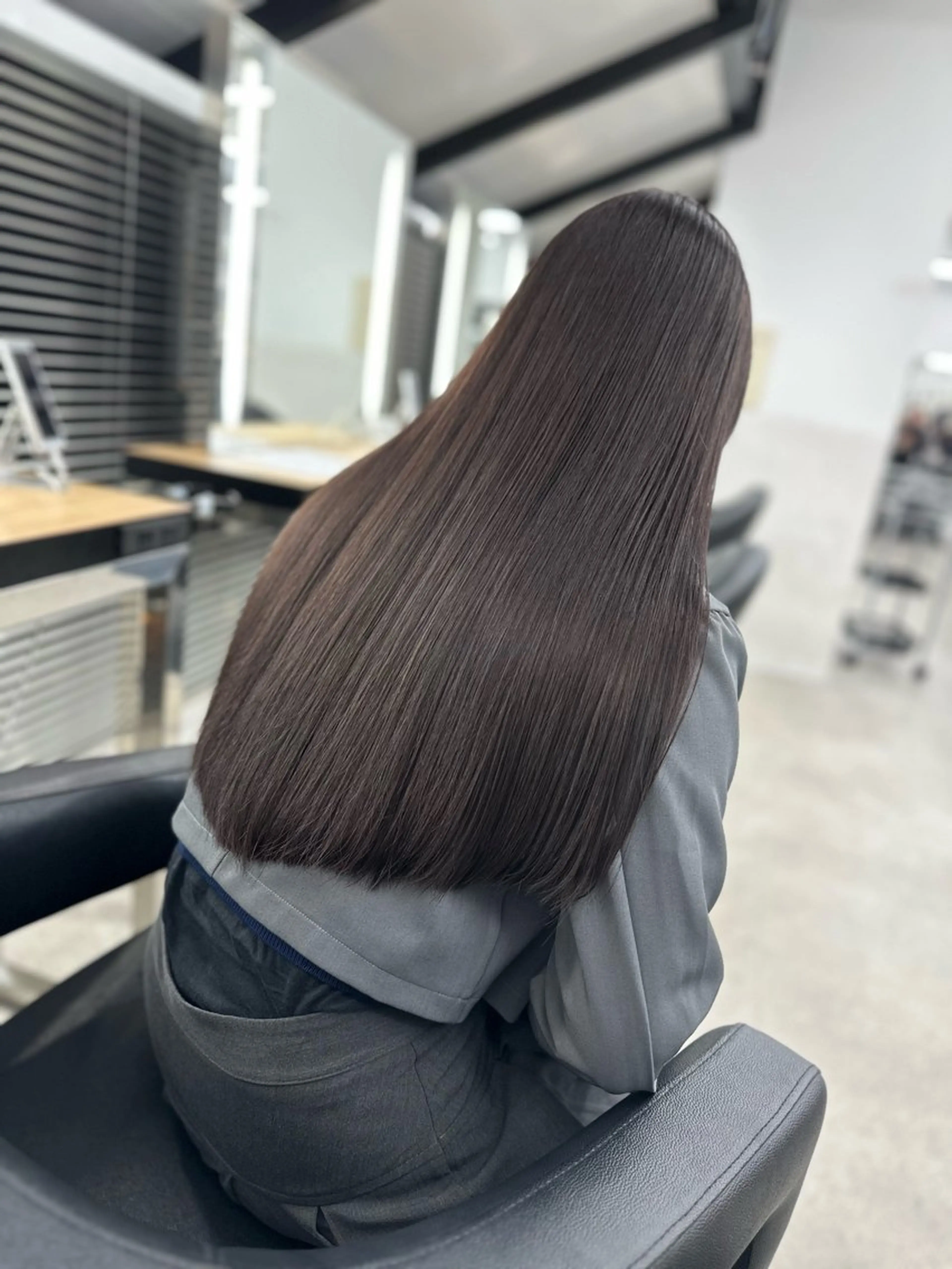 ロング カラー ヘアカラー くすみミルクティー／ ブラウン🪡TOWAのヘアスタイル