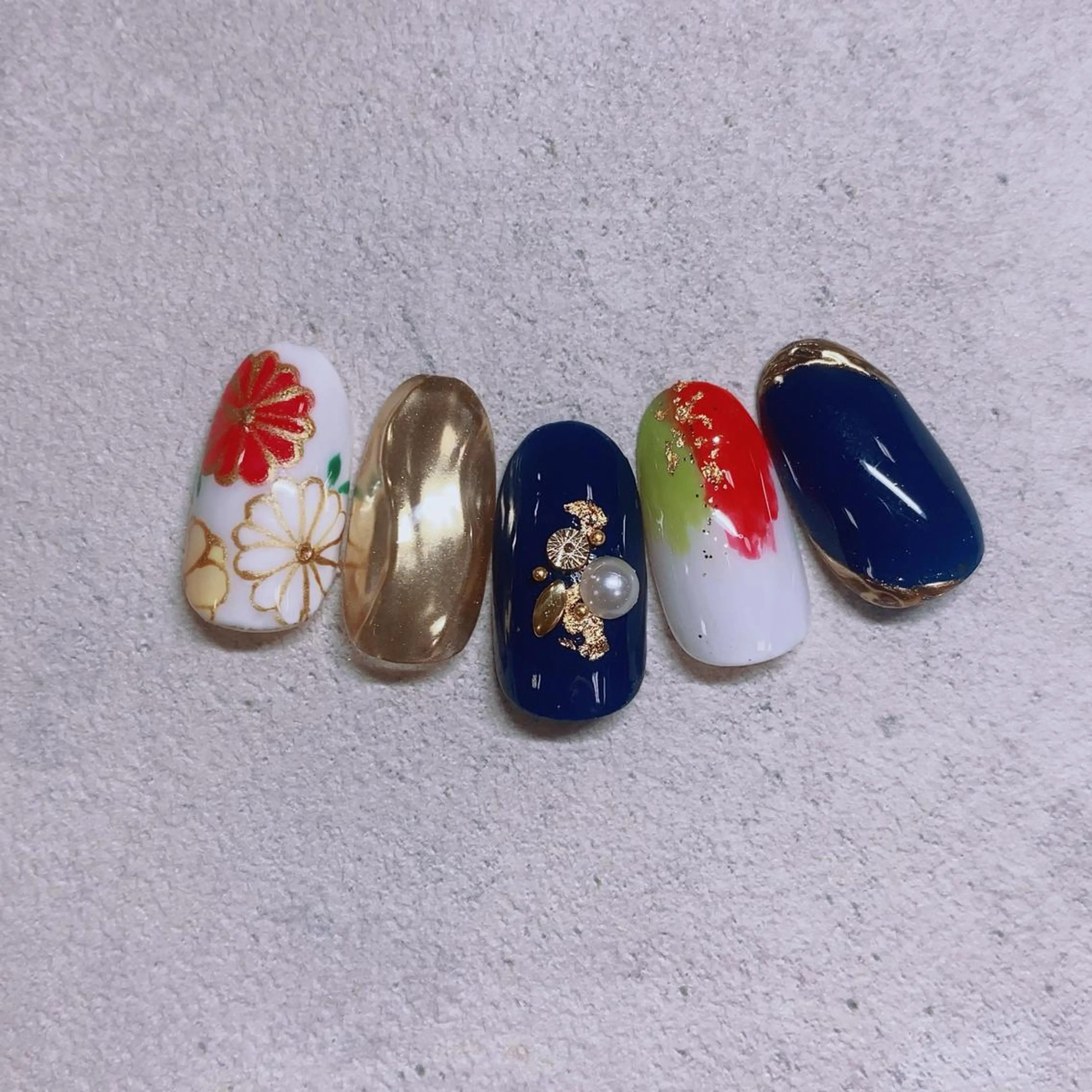 ネイル 成人式 ネイルチップ le’a所属・Le'a nail&eyesのマツエク・マツパデザイン