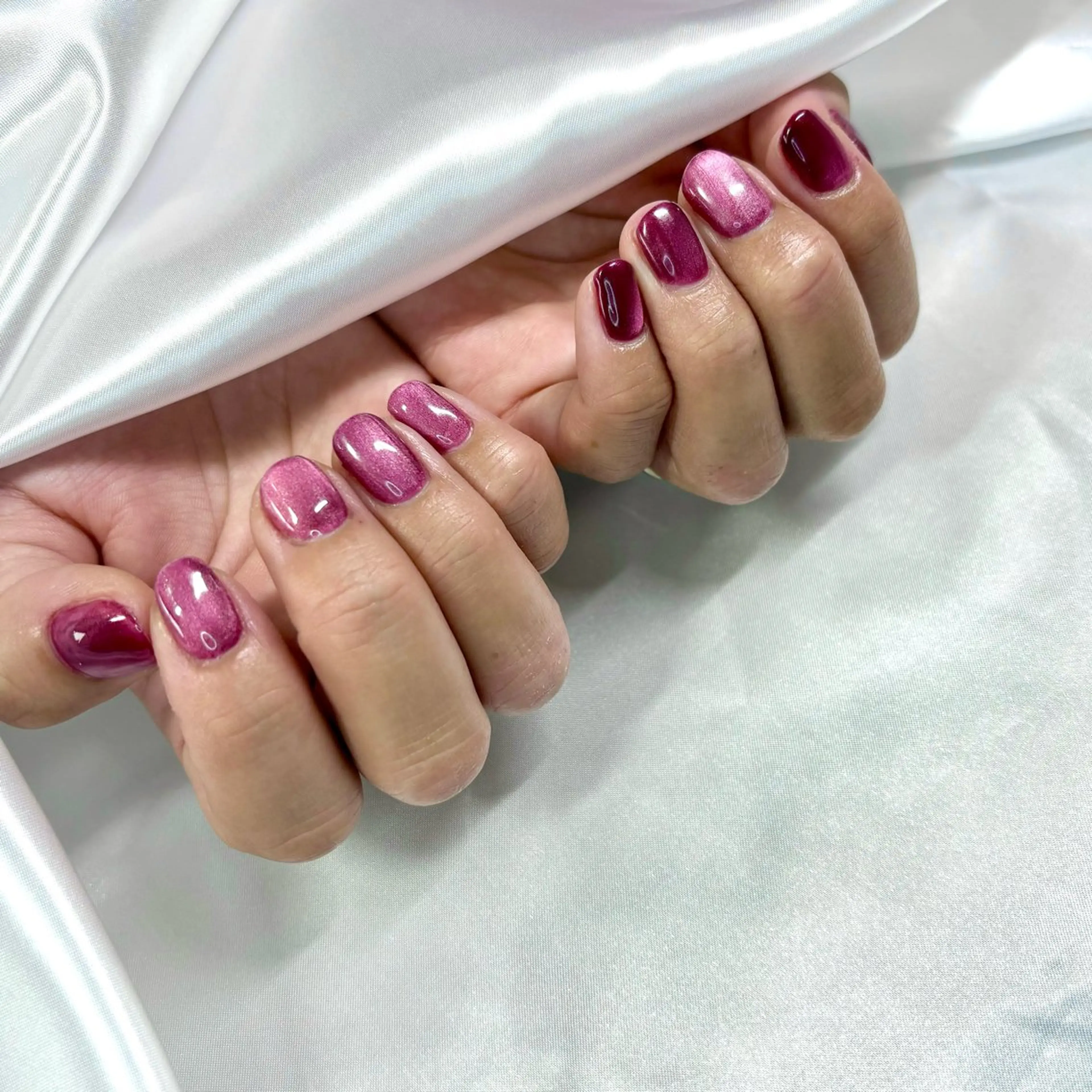 ネイル ボルドー マグネットネイル ワンカラーネイル 山田 麻樹のネイルデザイン