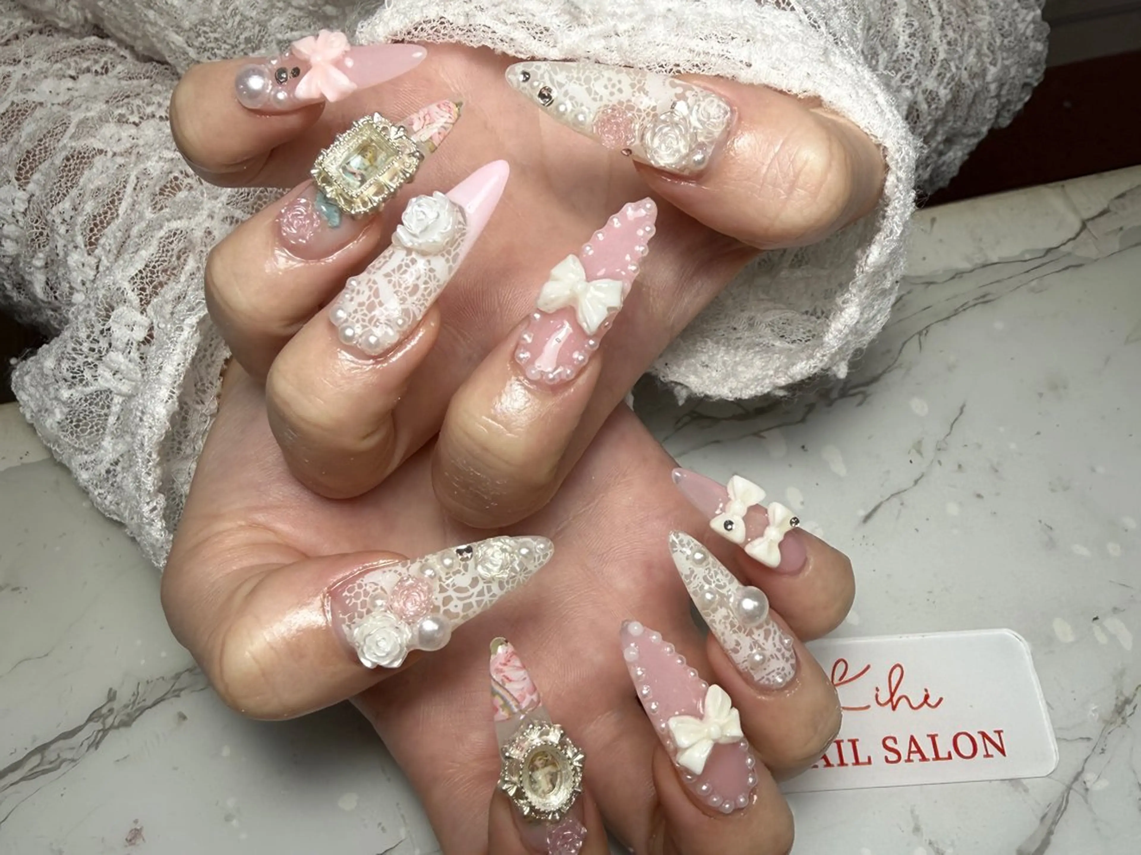 ネイル アートネイル フレンチネイル ジェルネイル グラデーション 韓国ネイル ハンドネイル ハンドケア さくら💮💮 【オフ無料】のネイルデザイン