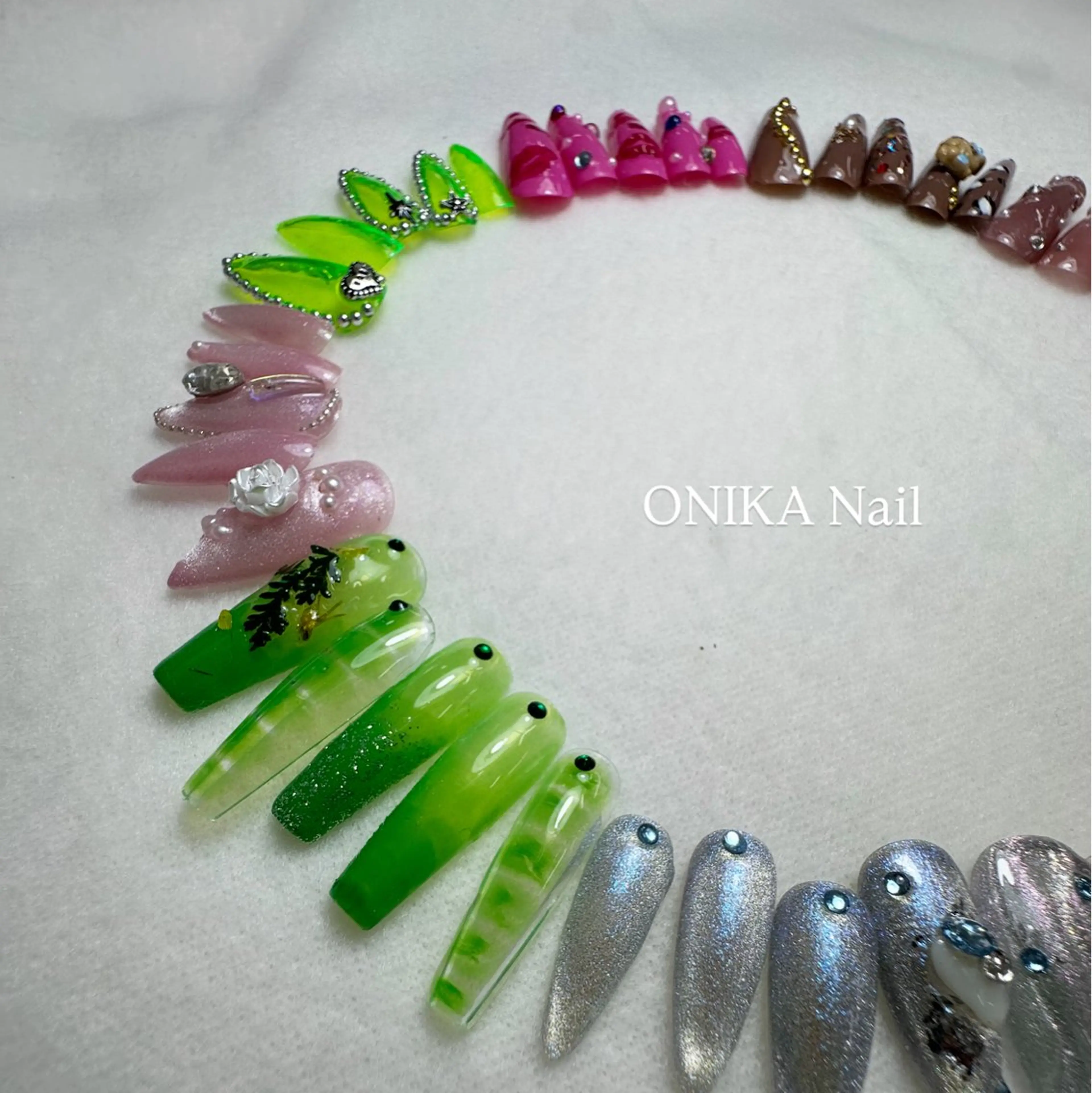 ONIKANail所属・Momoka 🦋のネイルデザイン