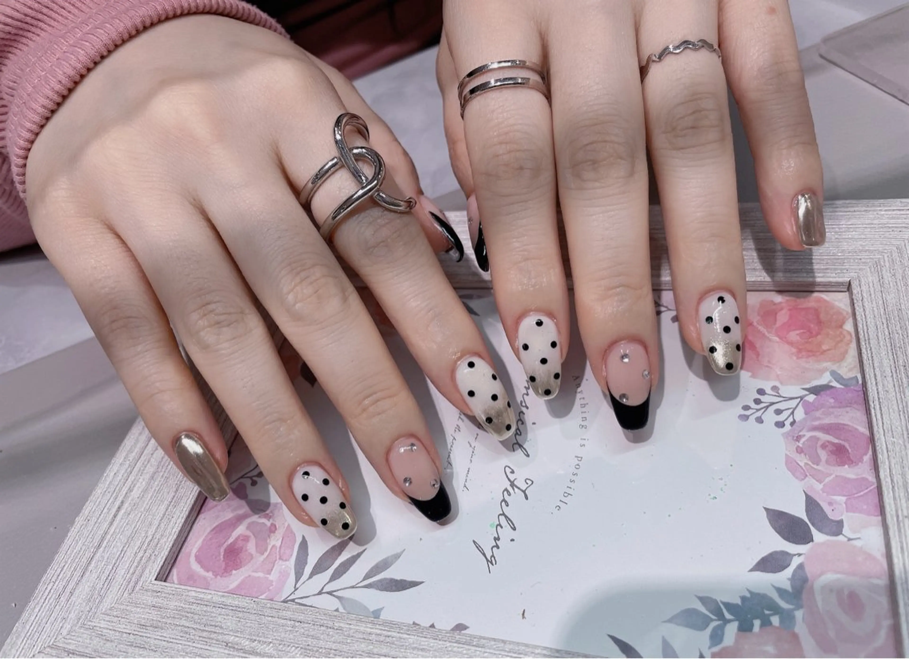 ネイル ハンドネイル ❤️ aura❤️のネイルデザイン