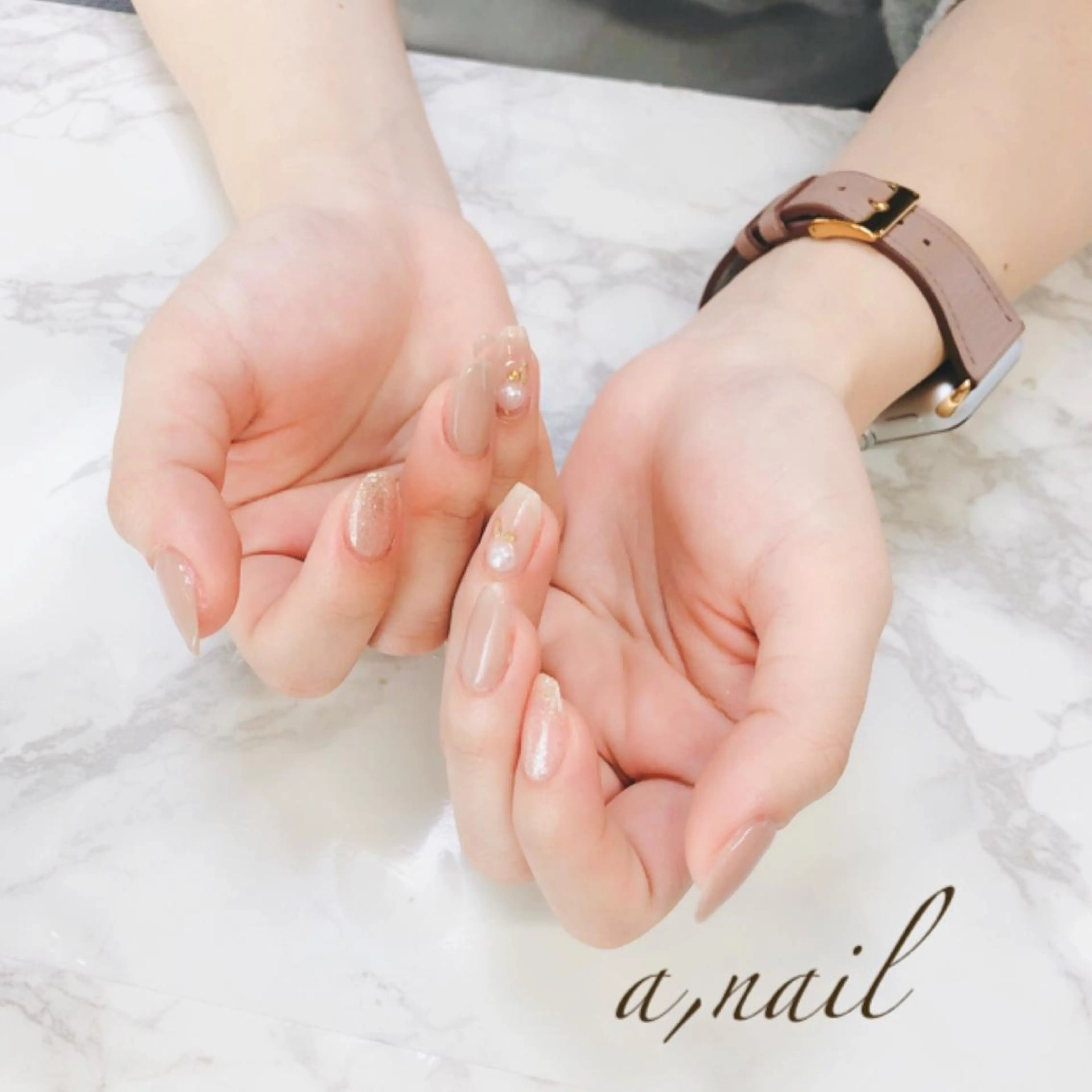 ネイル フットネイル ジェルネイル グラデーション オフィスネイル ワンカラーネイル ハンドネイル ネイルサロン エーネイルのネイルデザイン