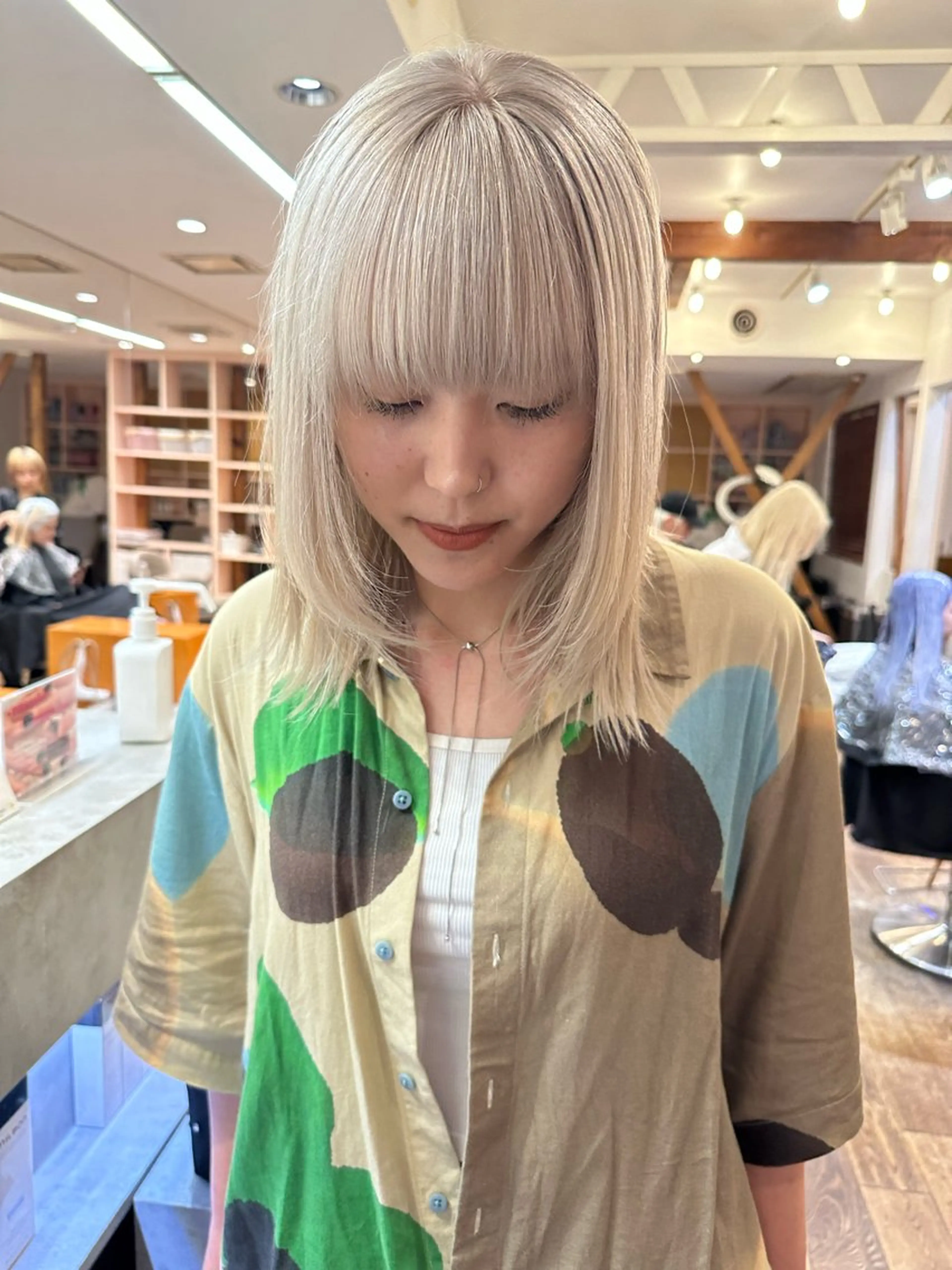 ミディアム カラー ベージュカラー ブリーチ ホワイトベージュ ヘアカラー RAF(旧kotibybrooch)所属・水野谷遥/ハイトーン /カラーモデル🎀のヘアスタイル