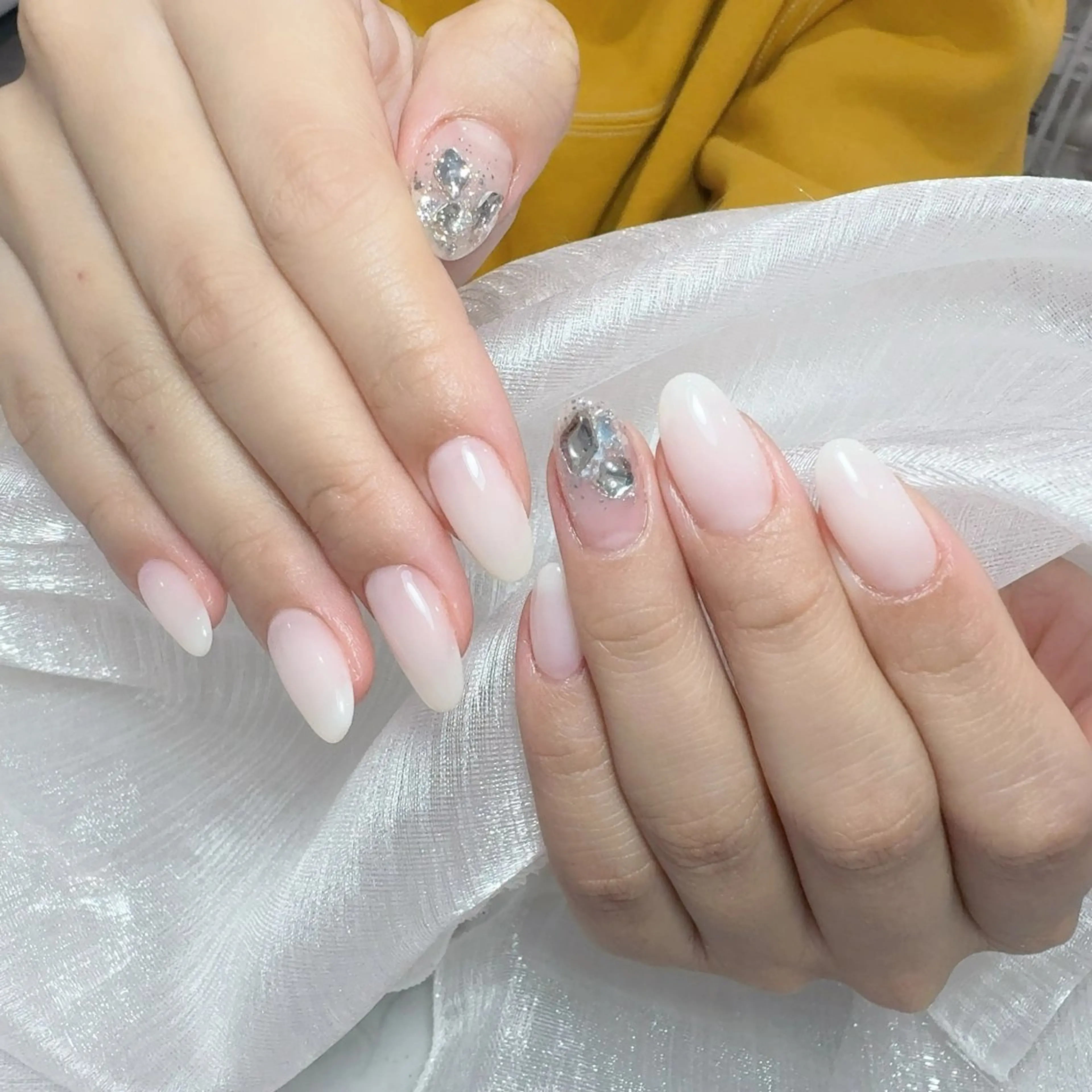 ネイル アートネイル フラッシュネイル フレンチネイル ジェルネイル ガラスフレンチ ハンドネイル You&Me Yukiのネイルデザイン