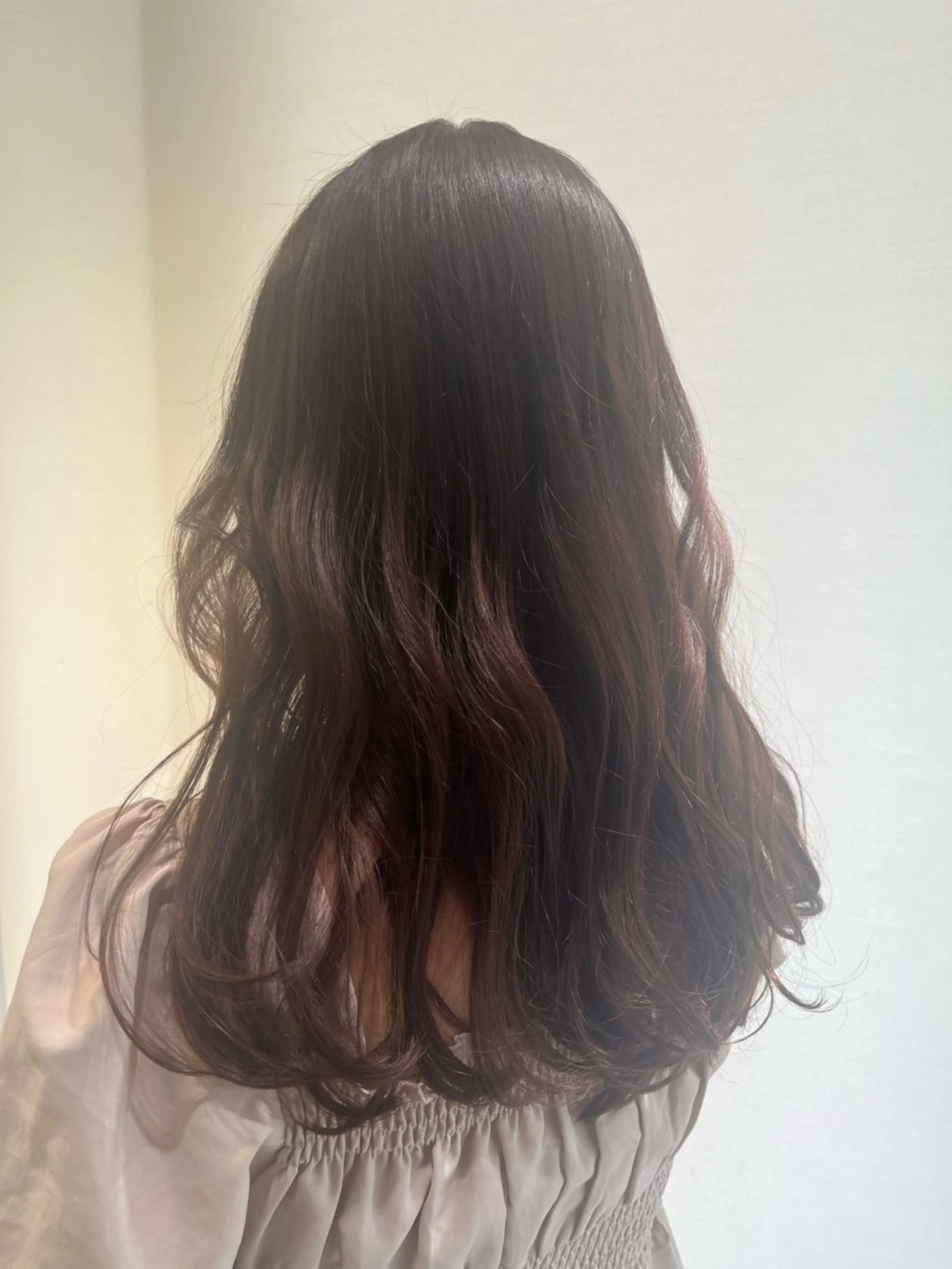 ロング ヘアカラー 伊藤 俊平のヘアスタイル