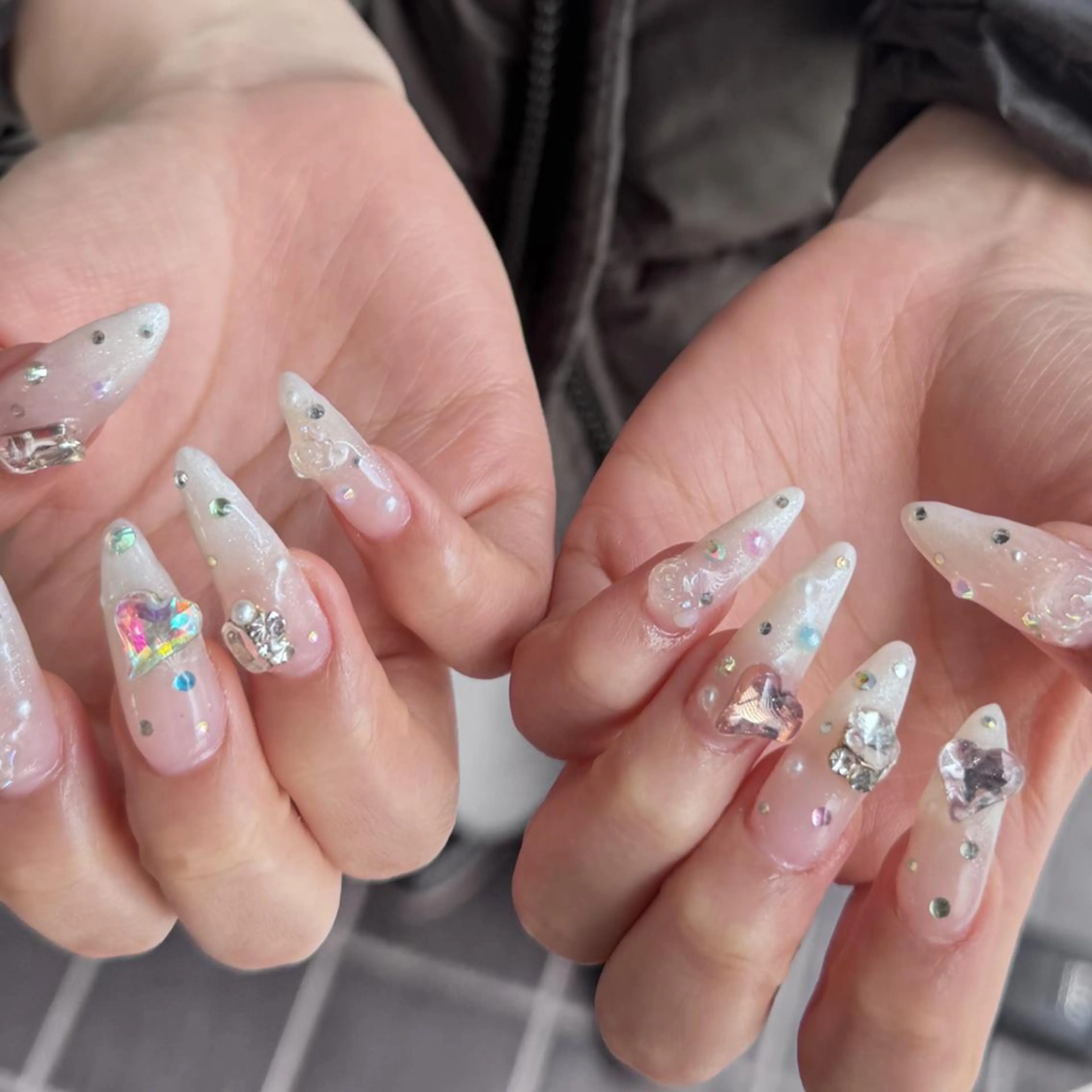 セミロング ハンドネイル 小川 柚香のネイルデザイン