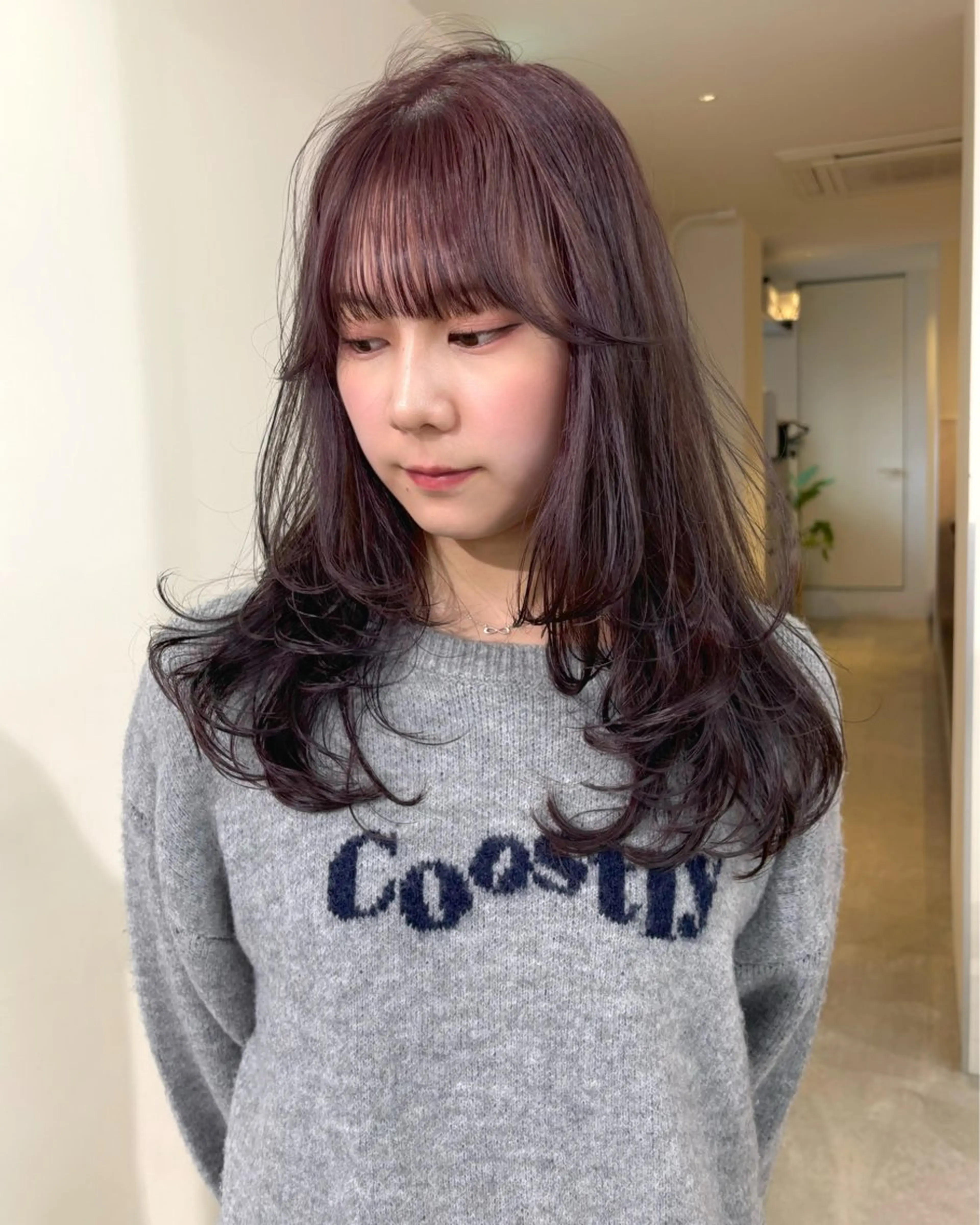 ロング カラー ブリーチ 透明感カラー 伸ばしかけ レイヤーカット カット ヘアカラー mizuki/ピンク ベージュ.レイヤーのヘアスタイル