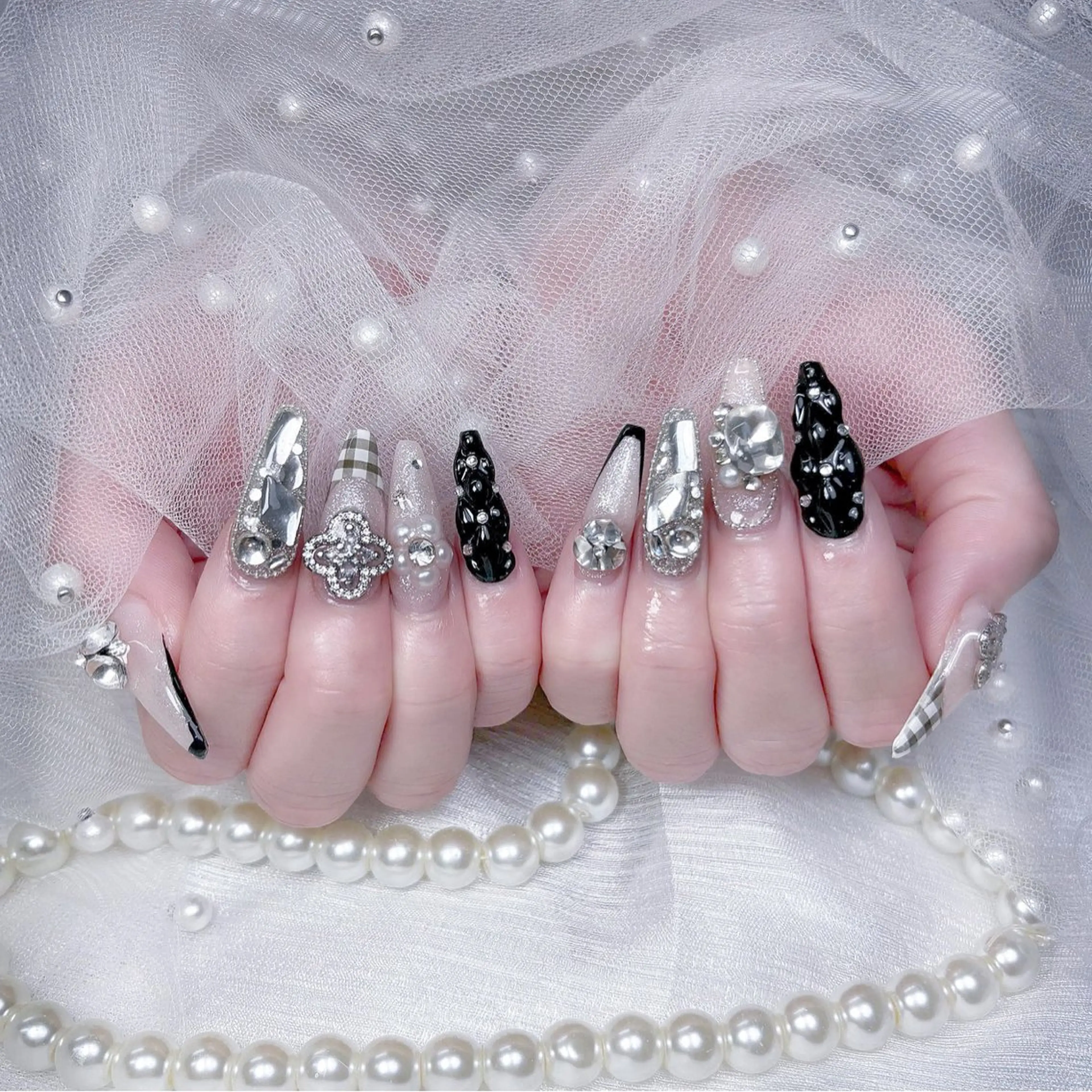 ネイル ハンドネイル ハンドケア Panda chan Novaのネイルデザイン