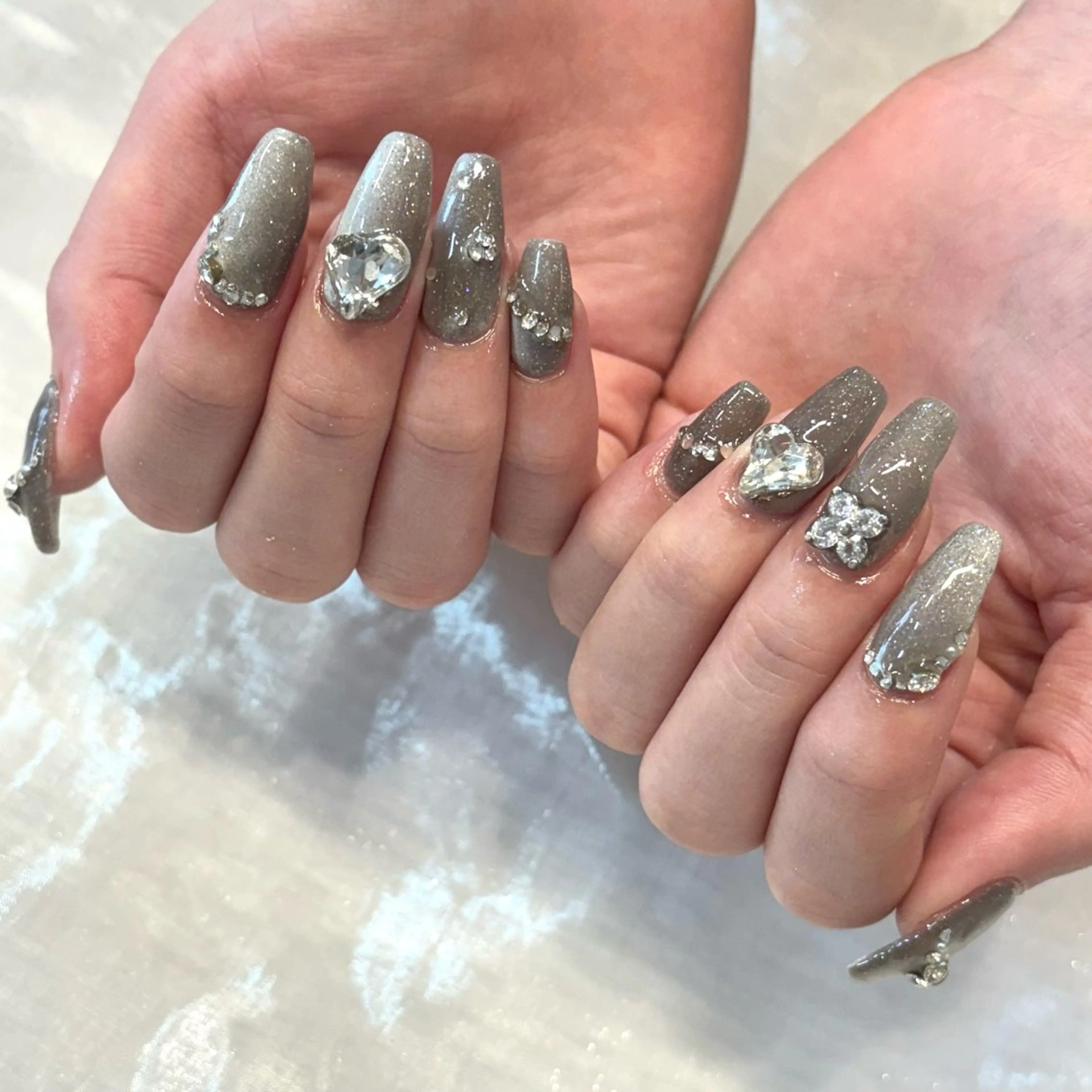 ネイル 韓国ネイル ロングネイル 持ち込み スカルプネイル ハンドネイル Chipie_ ayanoのネイルデザイン