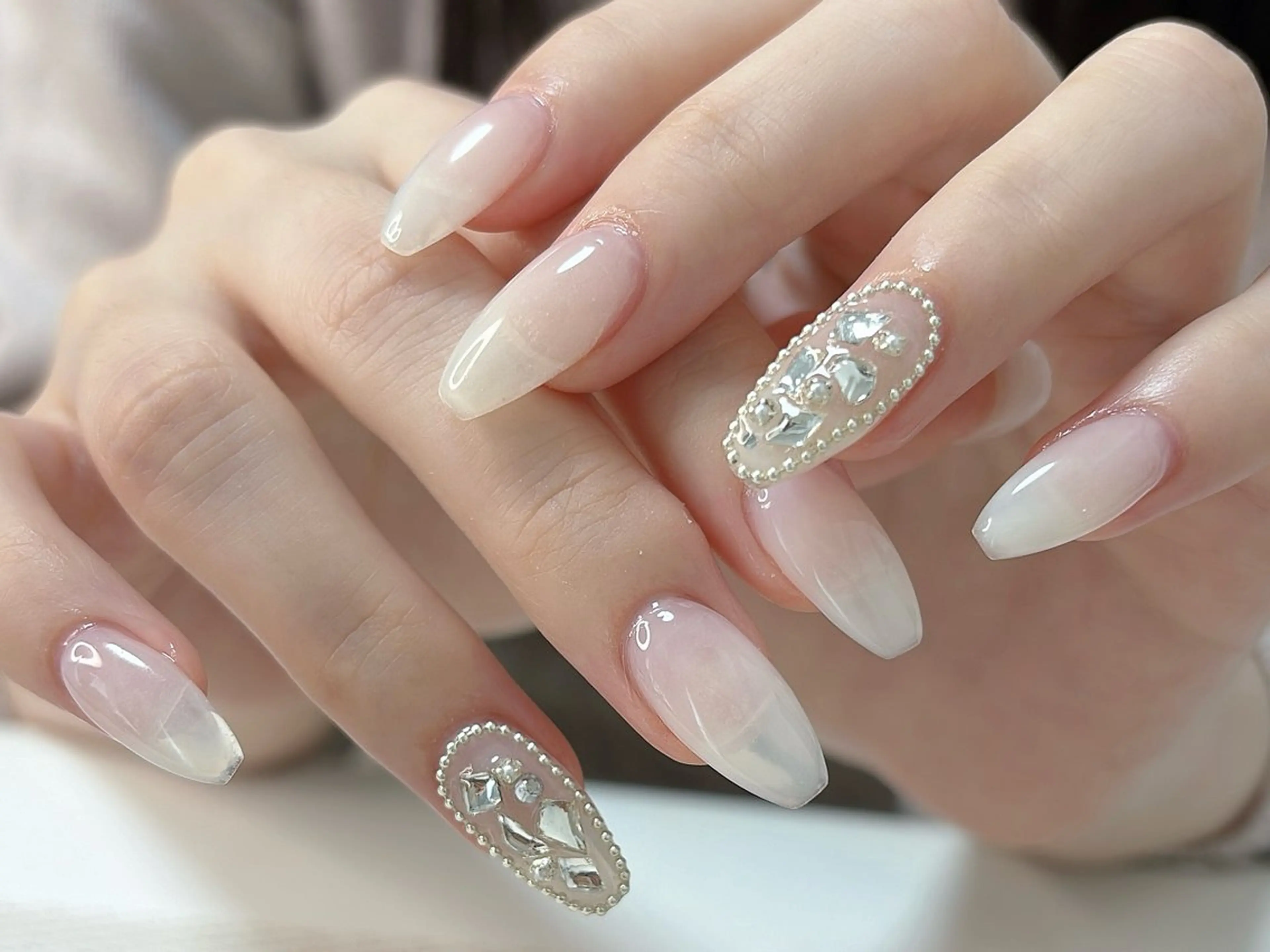 【初回オフ無料】hand★チップ長さ出しワンカラー＋アート2本￥11400の写真