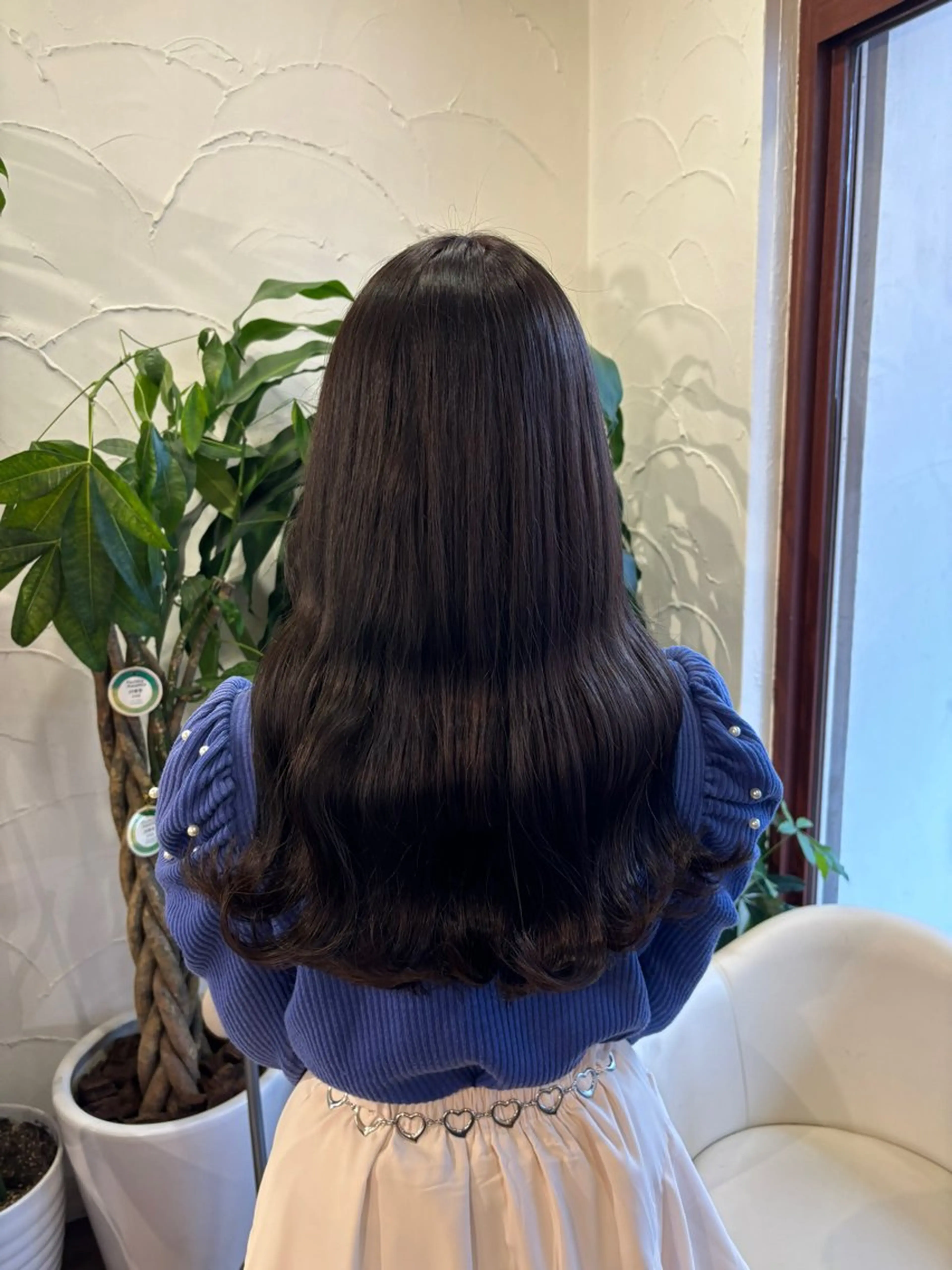 ロング ブリーチ予約率90% 以上✨森山陽向のヘアスタイル