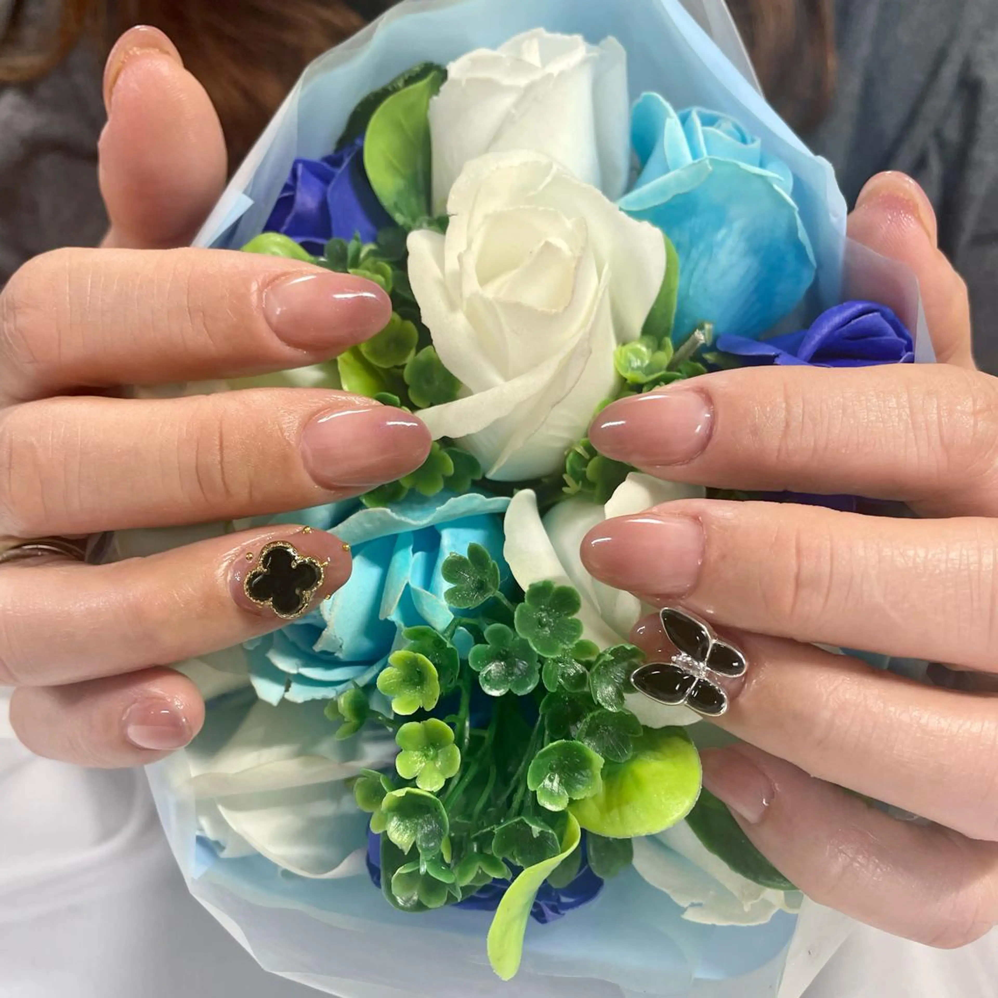 ネイル グラデーション 奥園 良恵のネイルデザイン