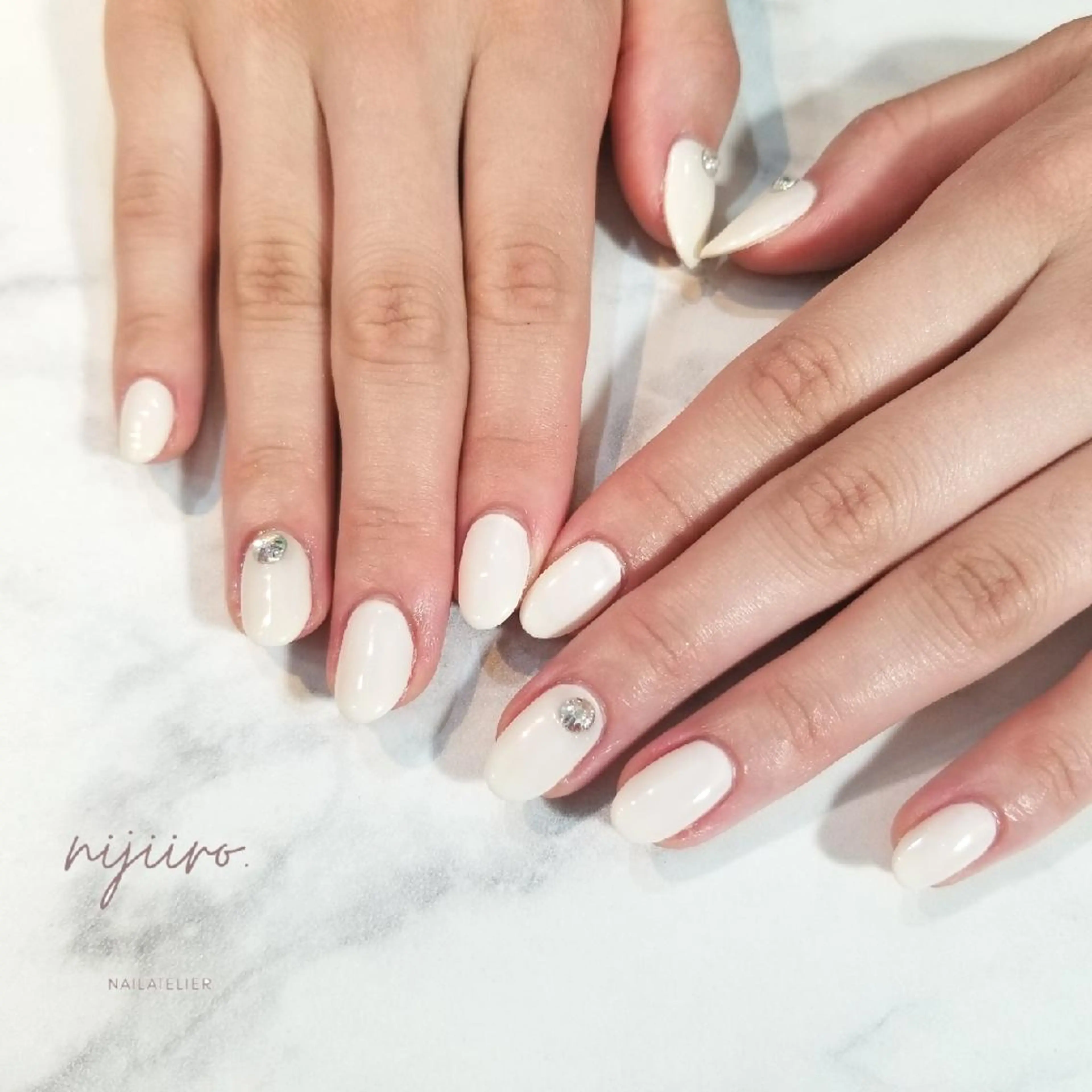 ネイル ハンドネイル nailatelier nijiiro.所属・nijiiro🌈 サトウのネイルデザイン