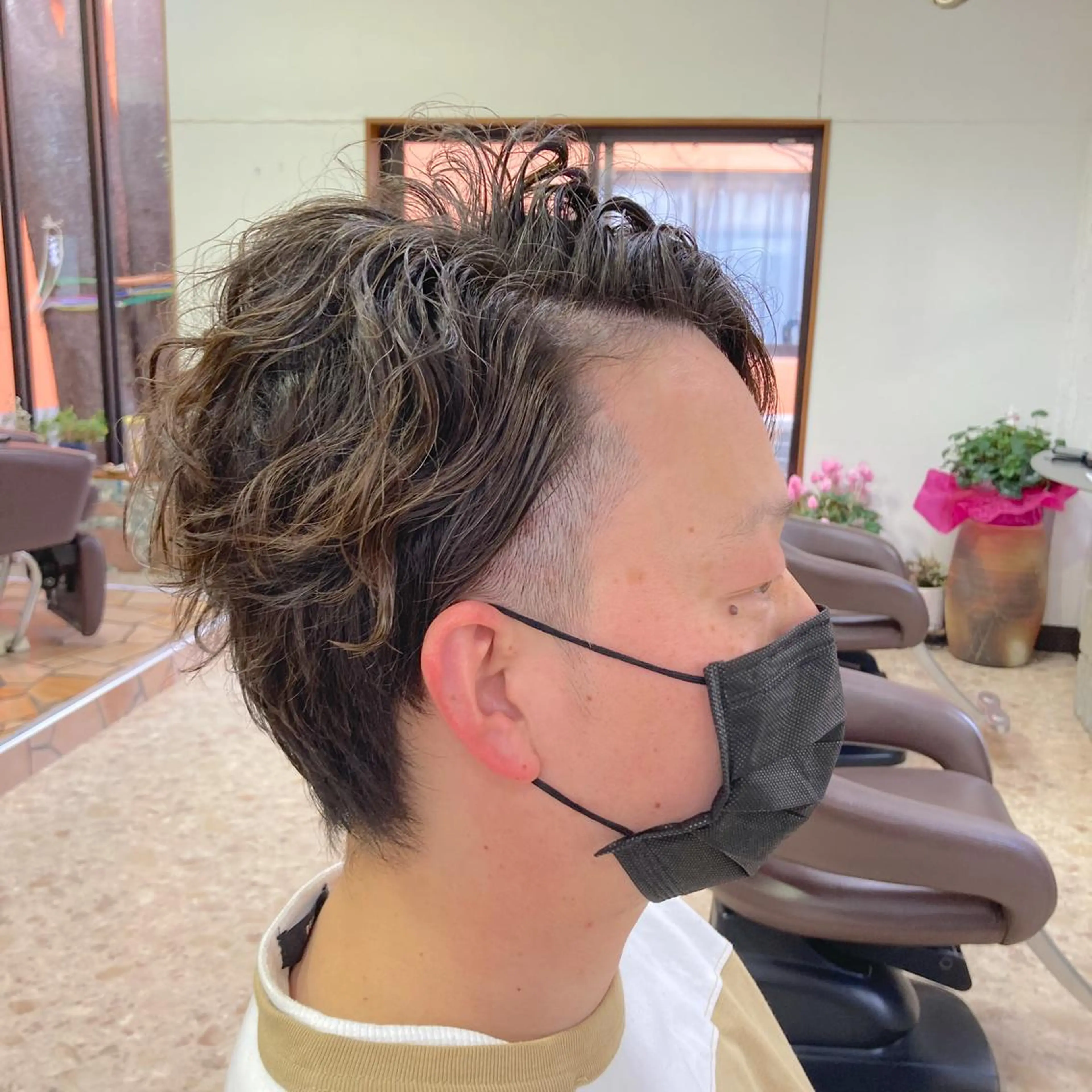 ミディアム メンズ ミディアムパーマ メンズパーマ カット パーマ メンズ特化/垣見 隼人のヘアスタイル