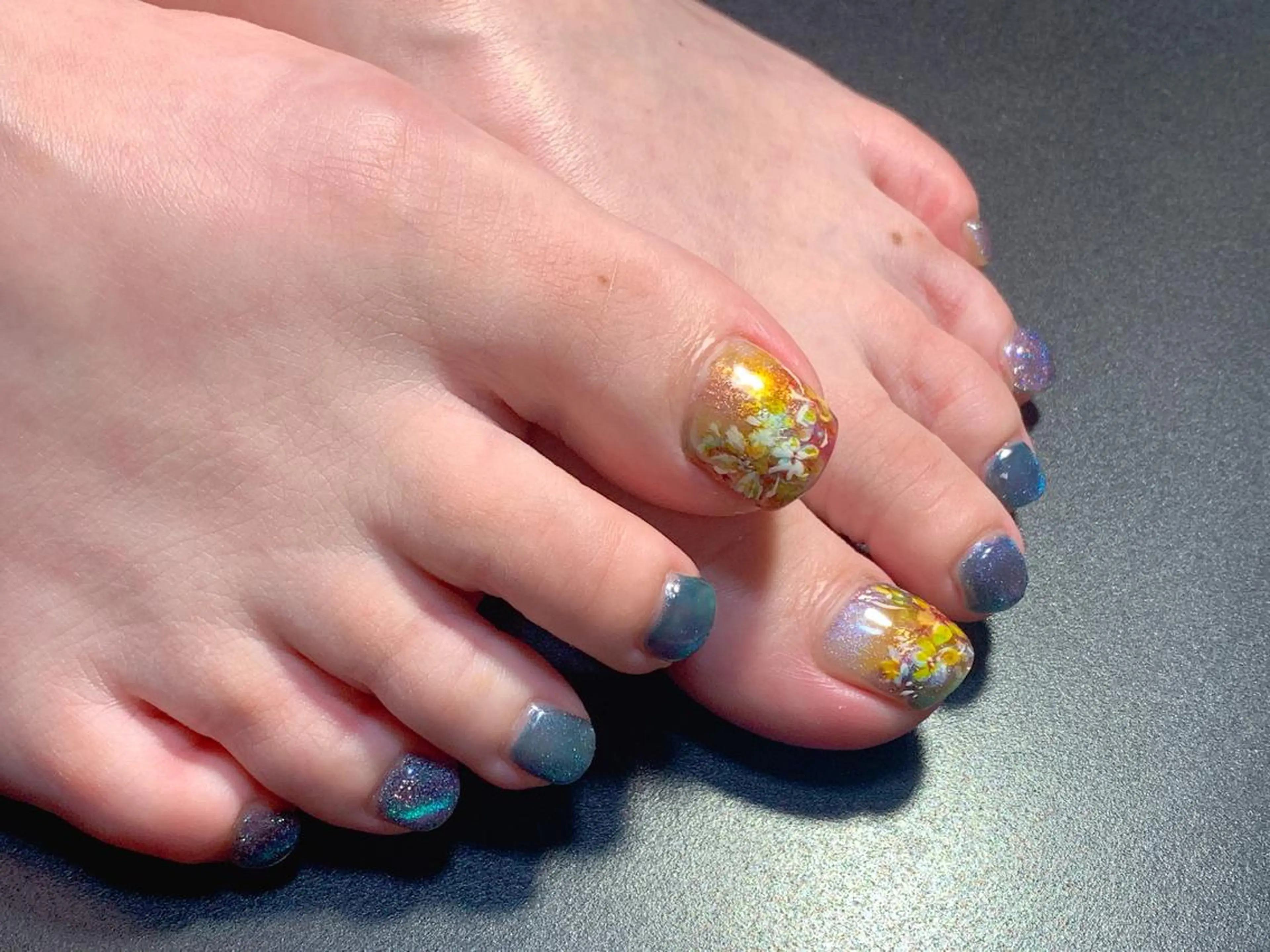 ネイル 高島 夏海のネイルデザイン