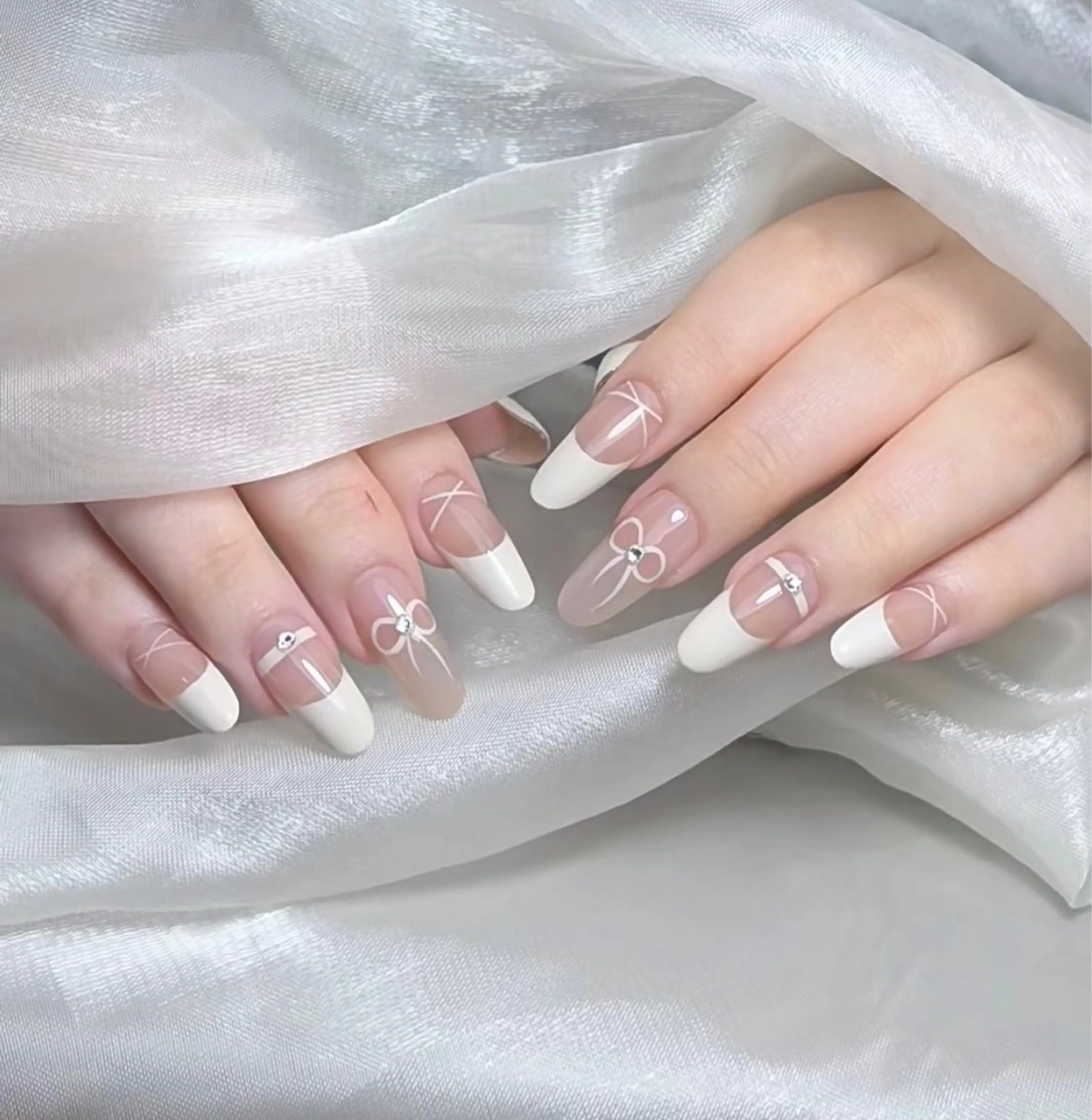 ネイル ハンドネイル ハンドケア 🍑 momo_nailのネイルデザイン