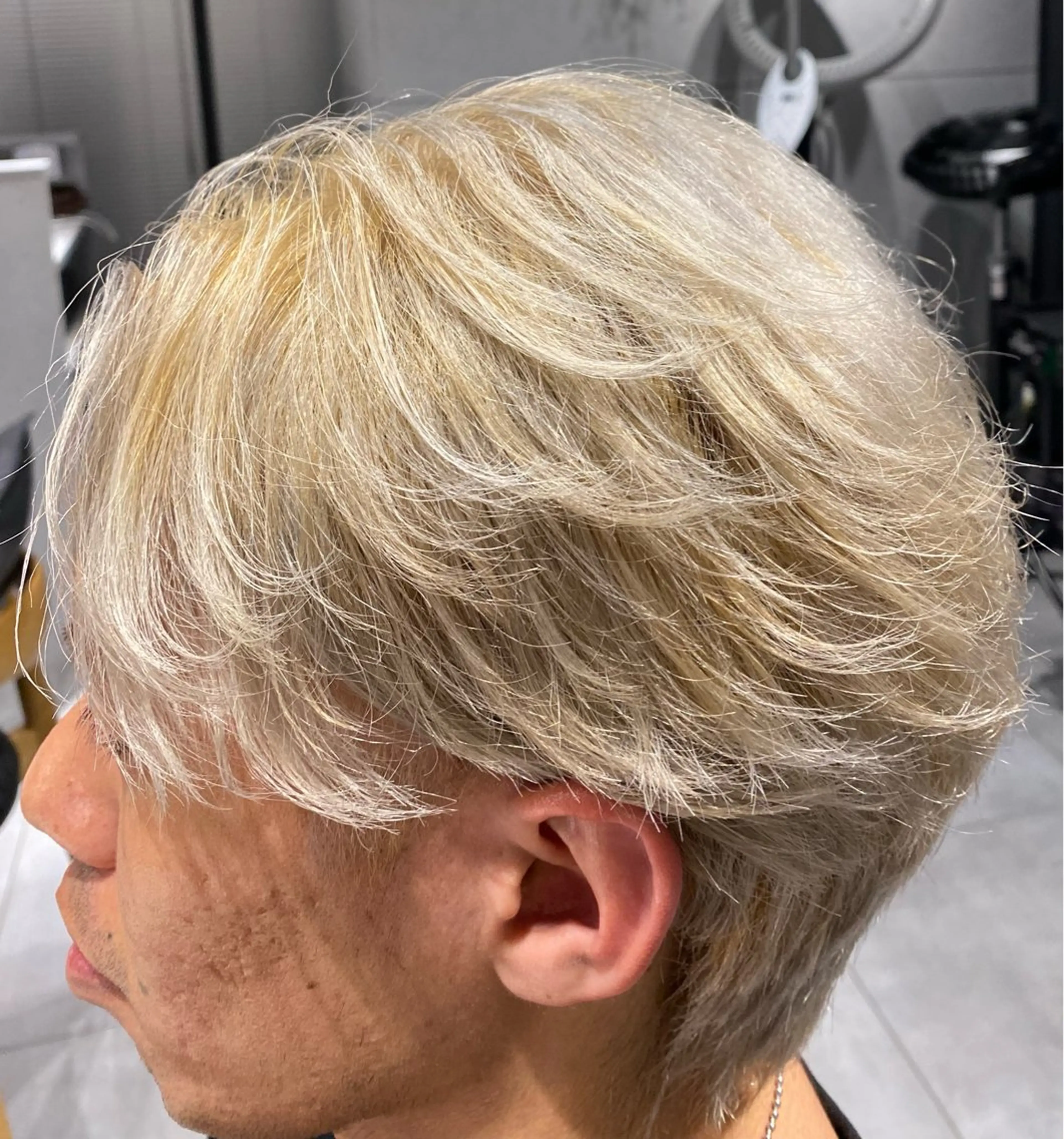 カラー ブリーチ ダブルカラー Nakashima Akiのヘアスタイル
