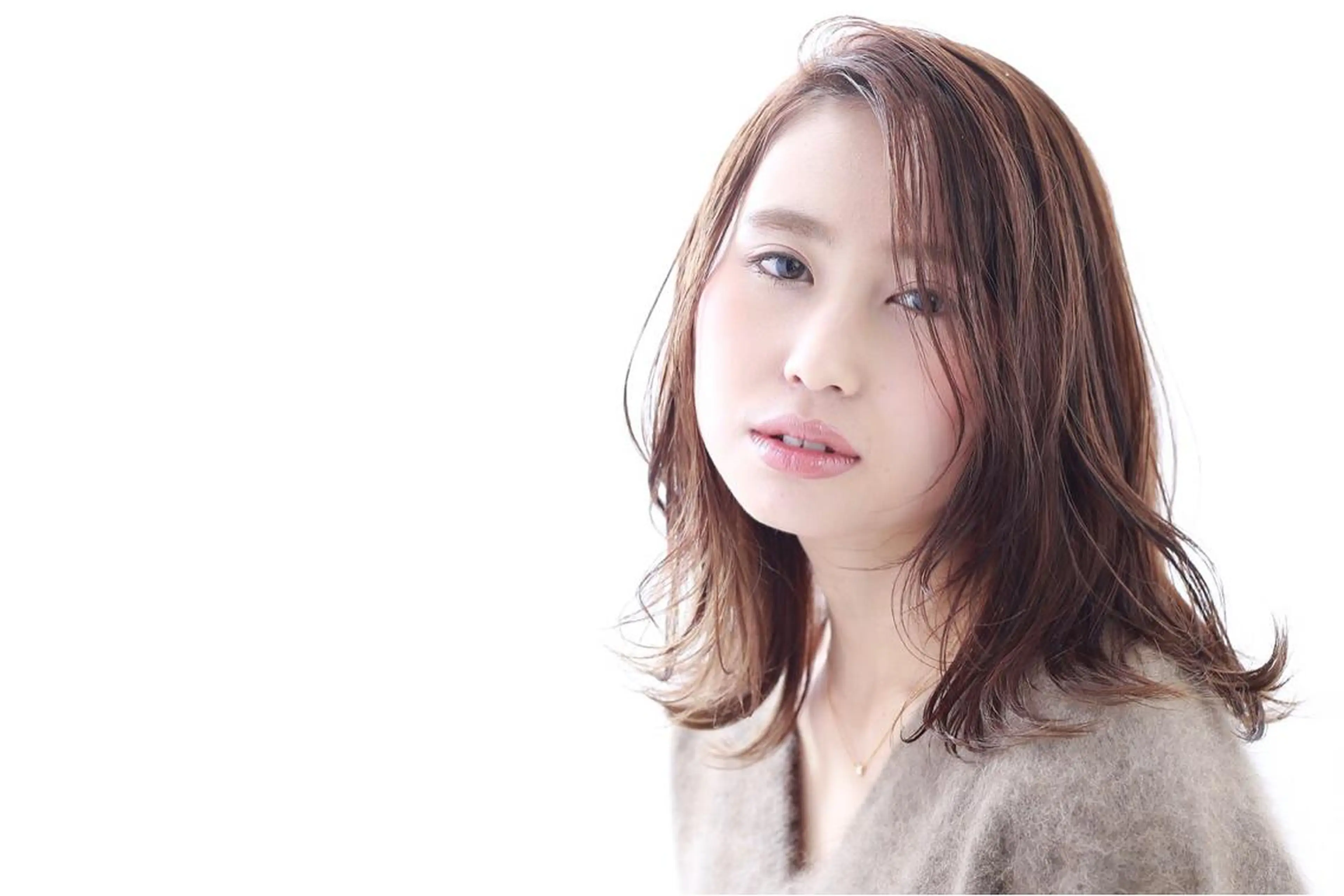 【冬のツヤツヤカラー🍄ロング料金なし！】ヘアカラー＋艶髪トリートメントの写真