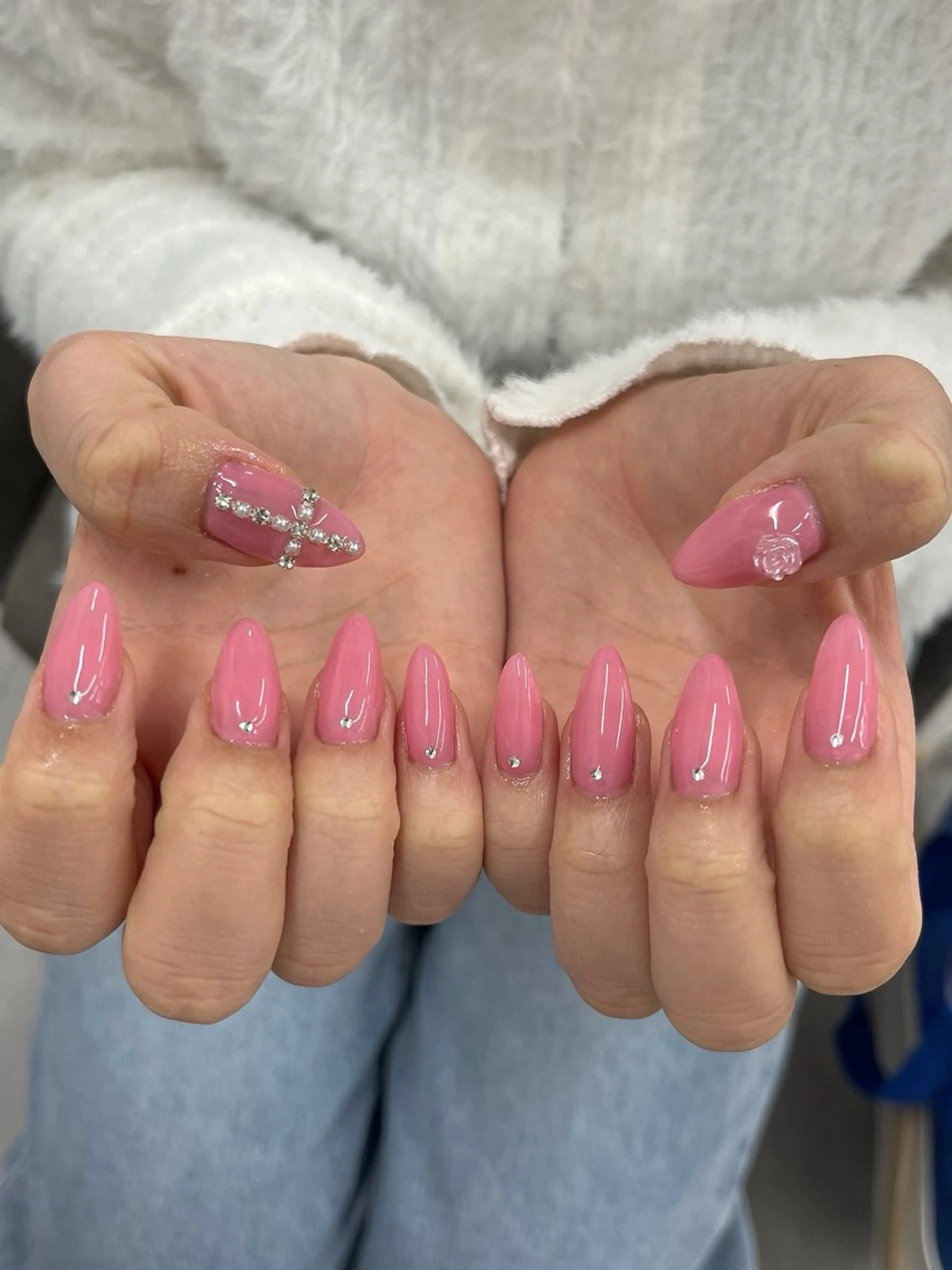 ネイル 長さ出し ワンカラーネイル ピンク ハンドネイル schon 🎀saraのネイルデザイン