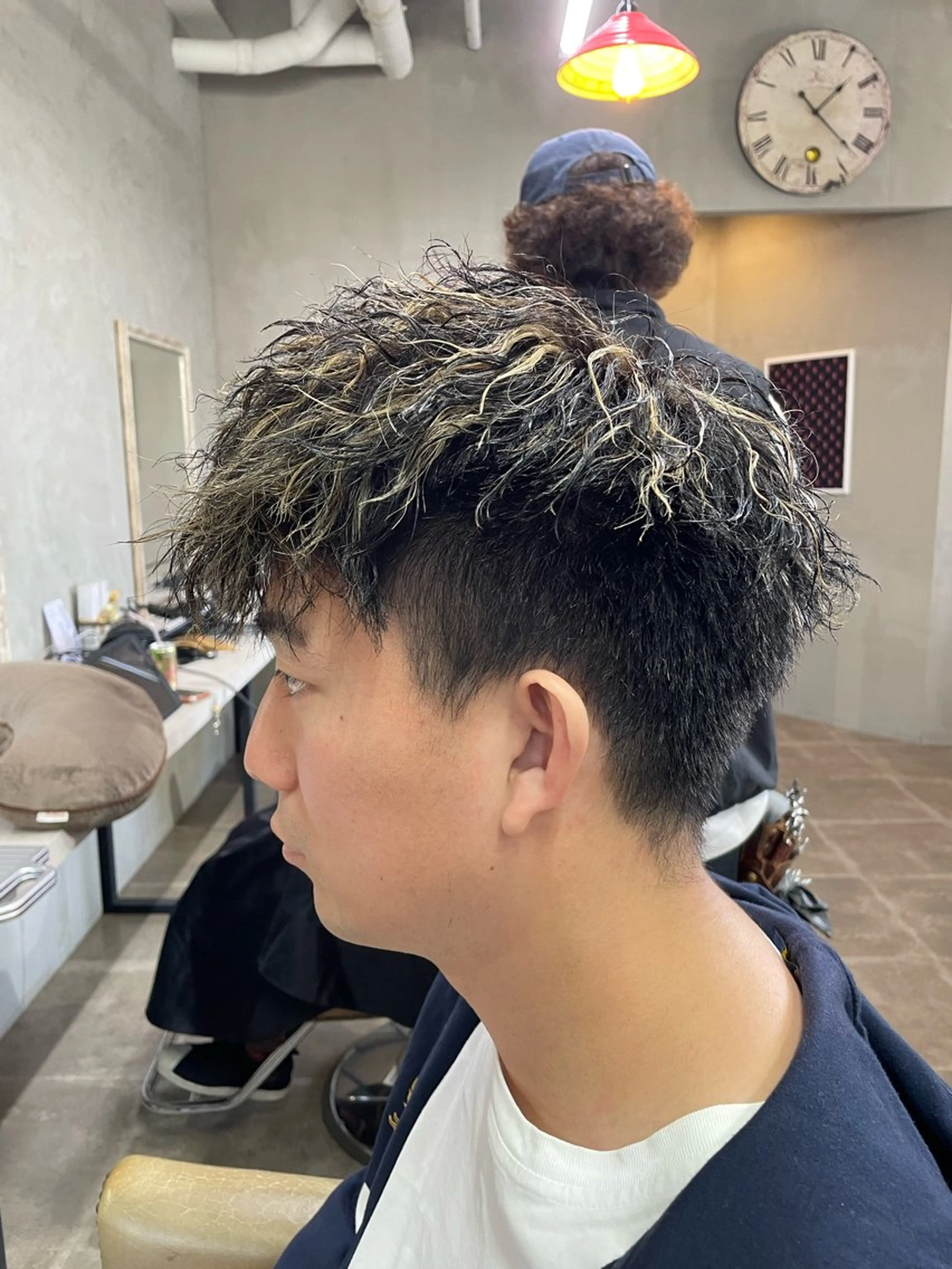 カラー パーマ メンズ メンズメッシュ メンズパーマ メンズツイストパーマ メッシュ ツイストパーマ NEOSALON Blast所属・デザイン/美髪カラー 艶職人/福井SHUNのヘアスタイル