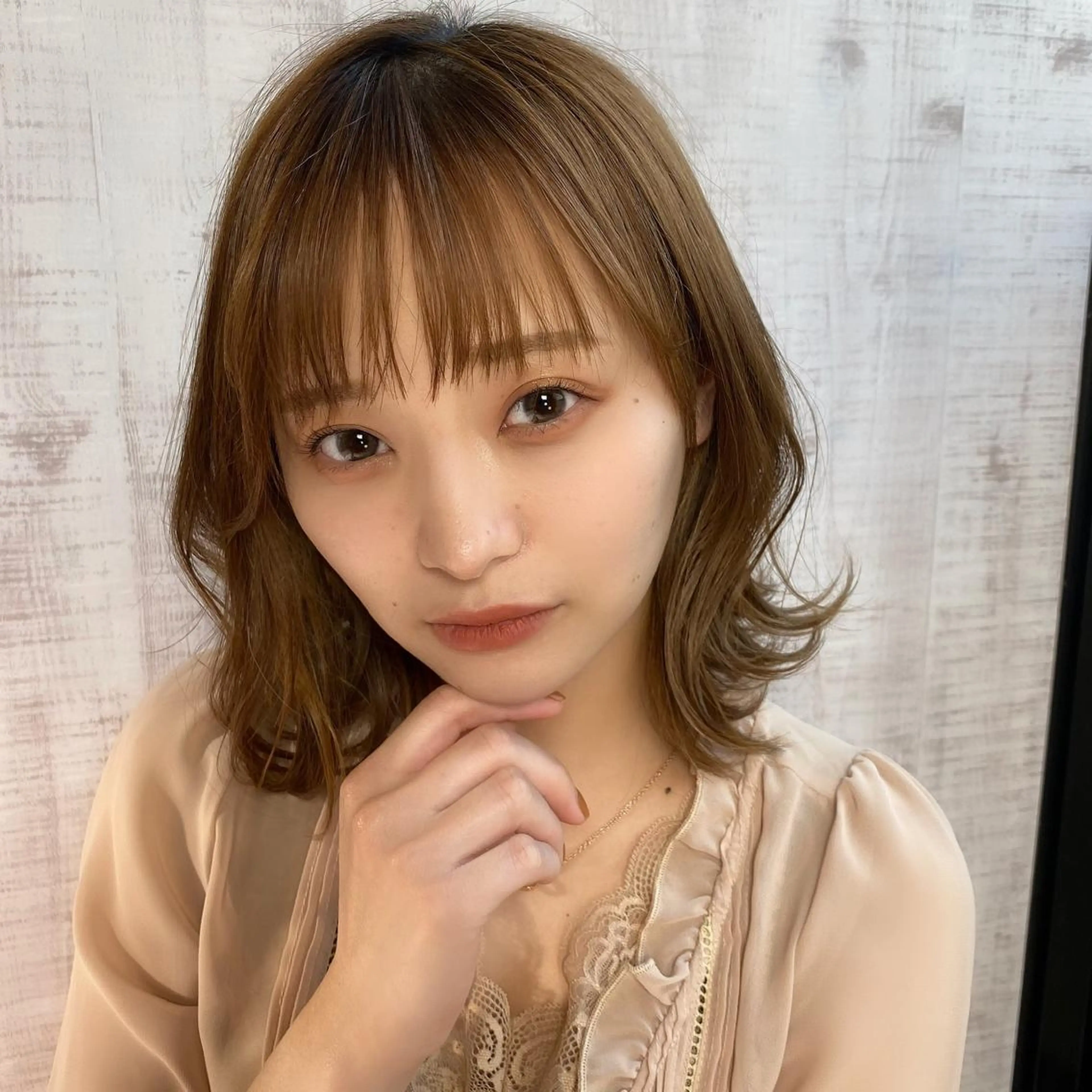 ミディアム カラー 新宿/韓国風レイヤー 髪質改善/渋谷直樹のヘアスタイル