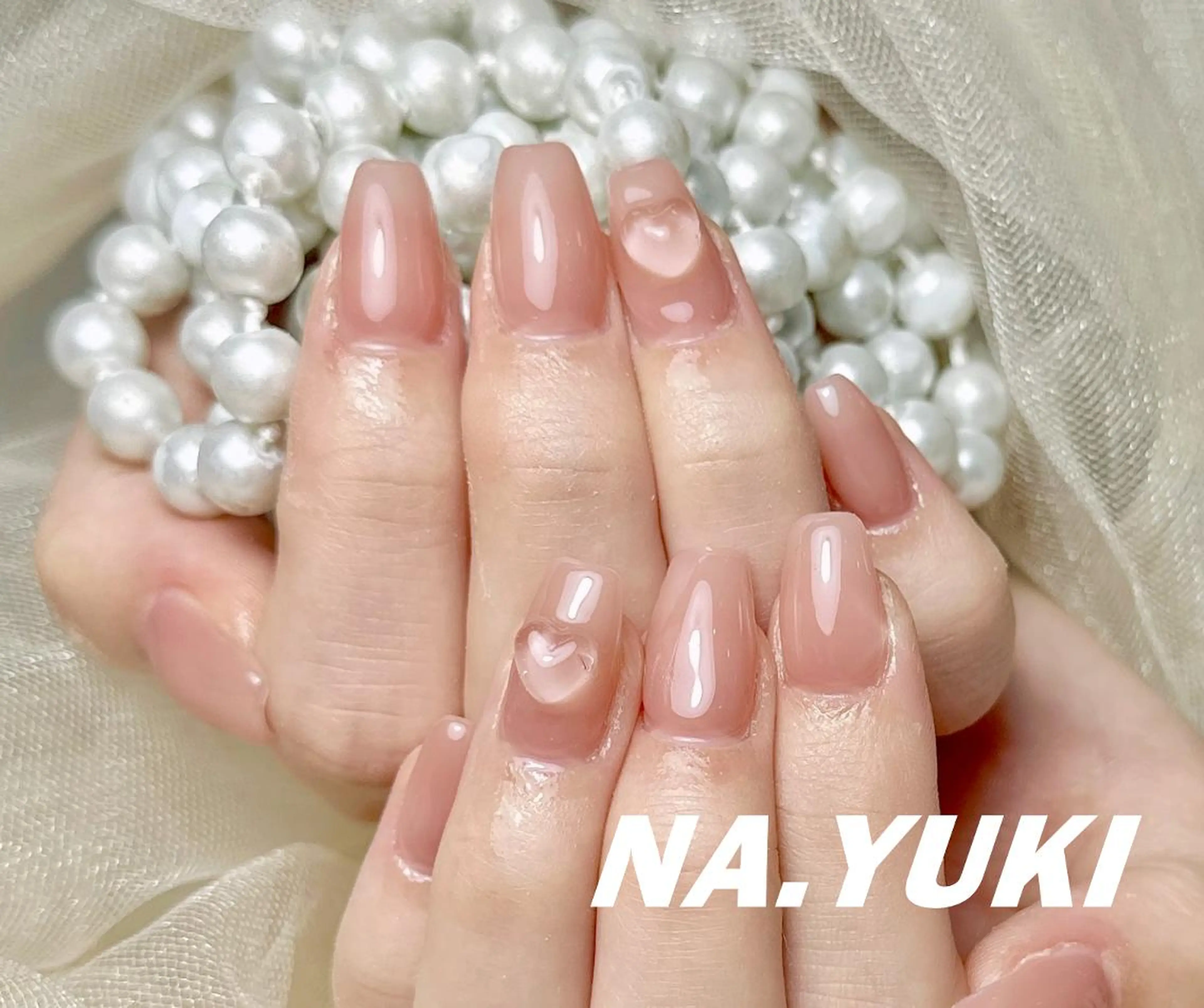 ネイル ハンドネイル ハンドケア 🌷 Mooning 🌷のネイルデザイン