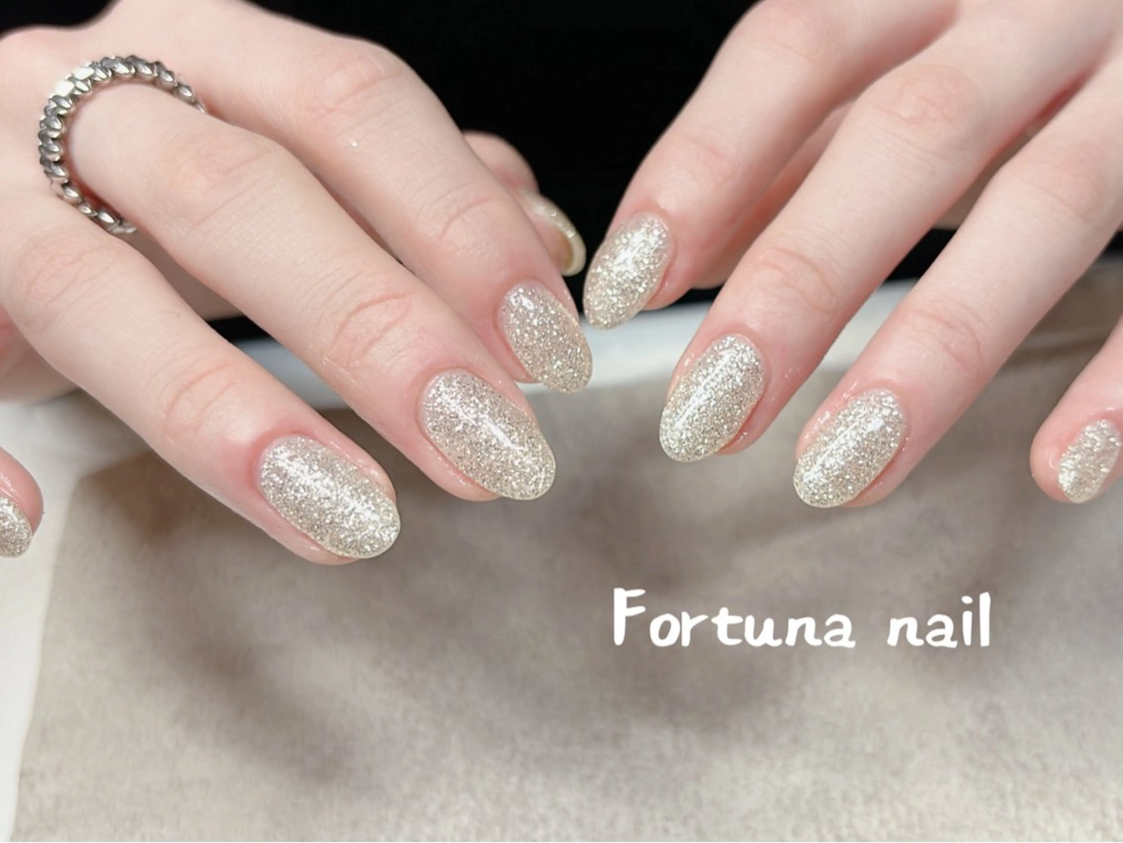 ネイル ハンドネイル Nail •Head スパFortunaのネイルデザイン