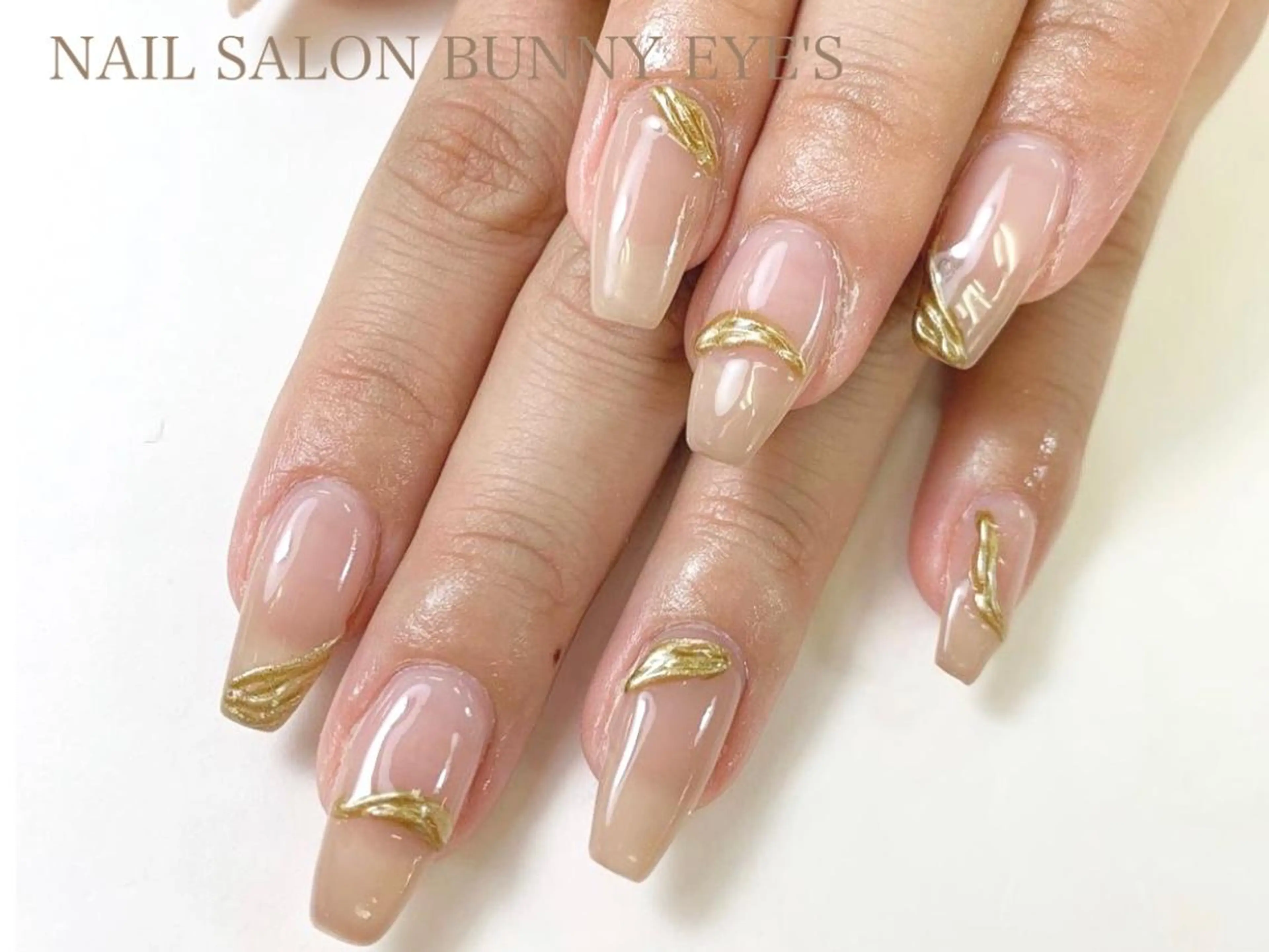 ネイル バニーアイズ　ネイル ニューオータニ博多店のネイルデザイン