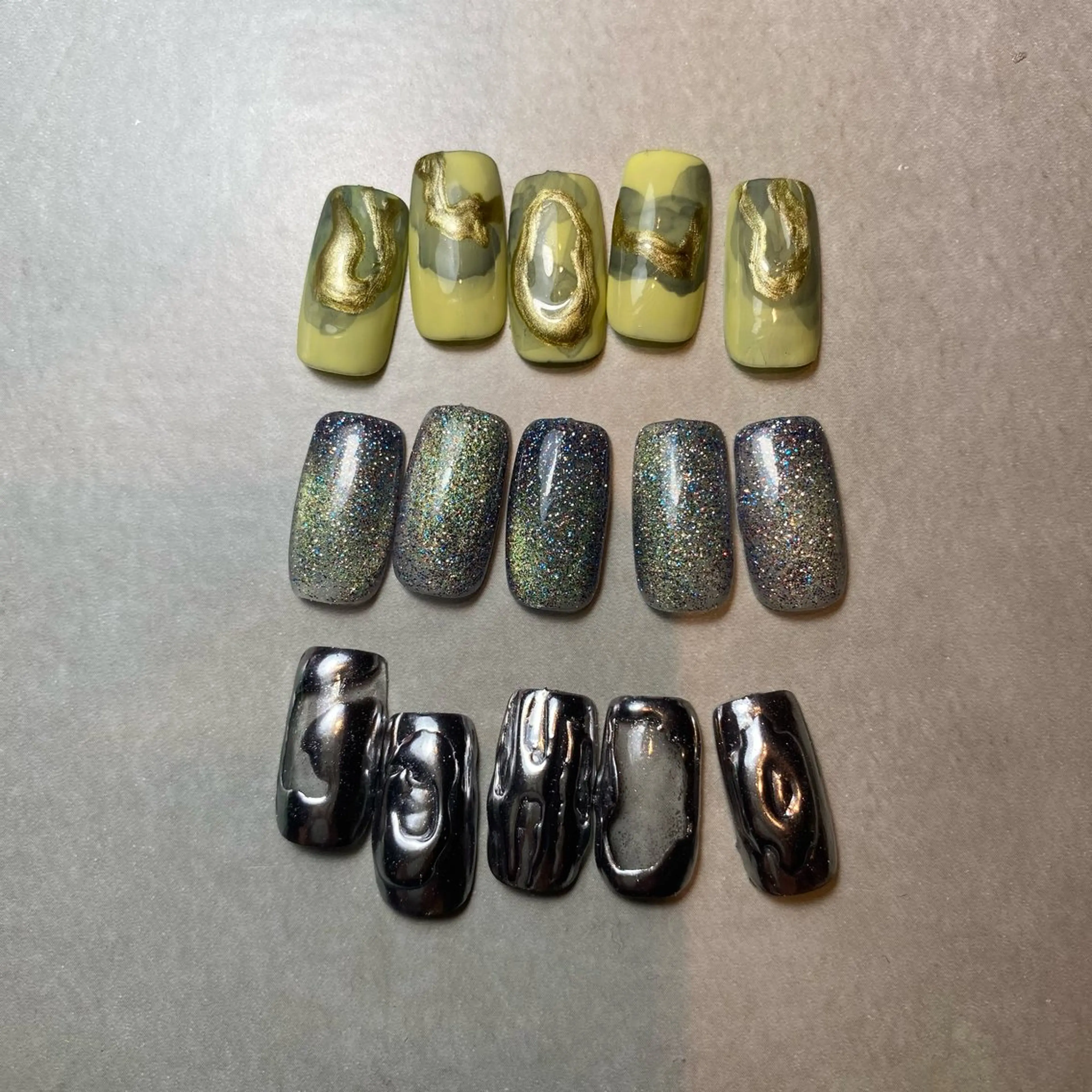 ネイル PEACE minariのネイルデザイン