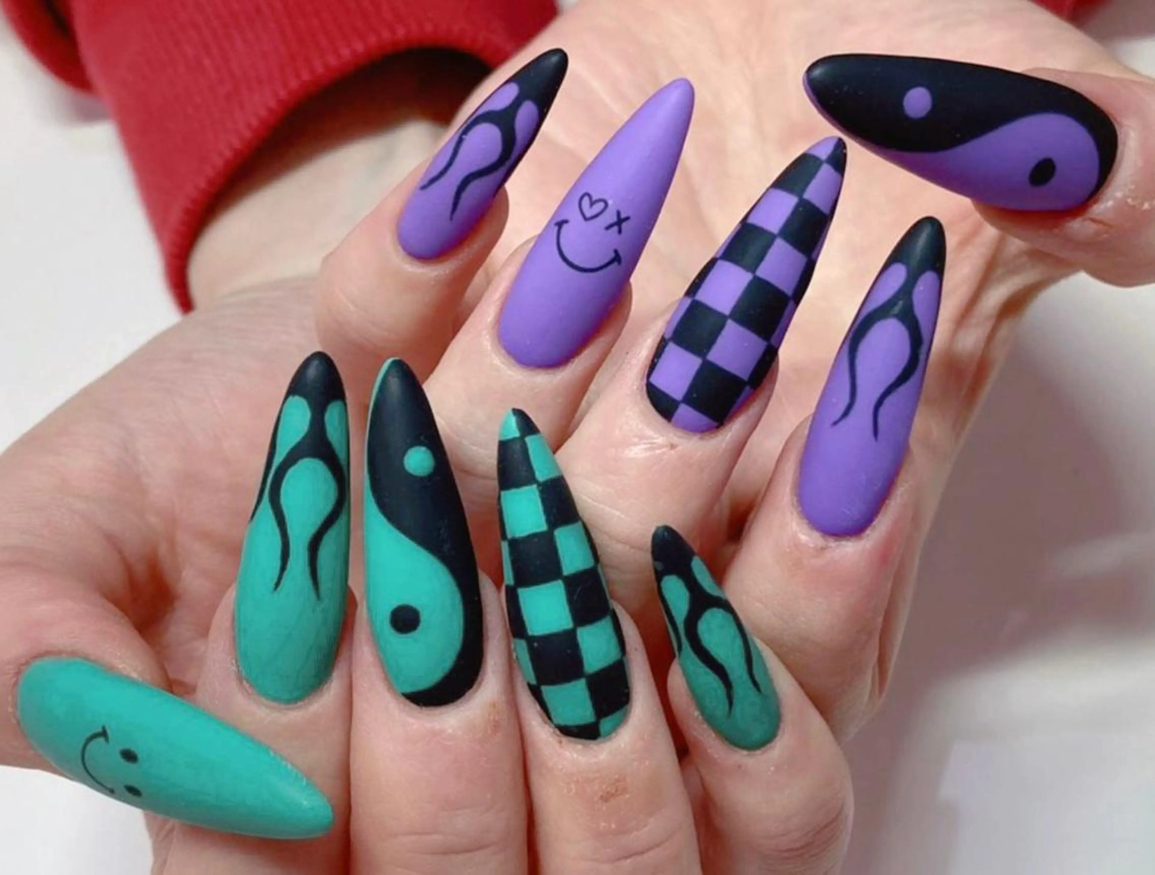 ロング ネイル NAILSGOGO shibuyaのネイルデザイン