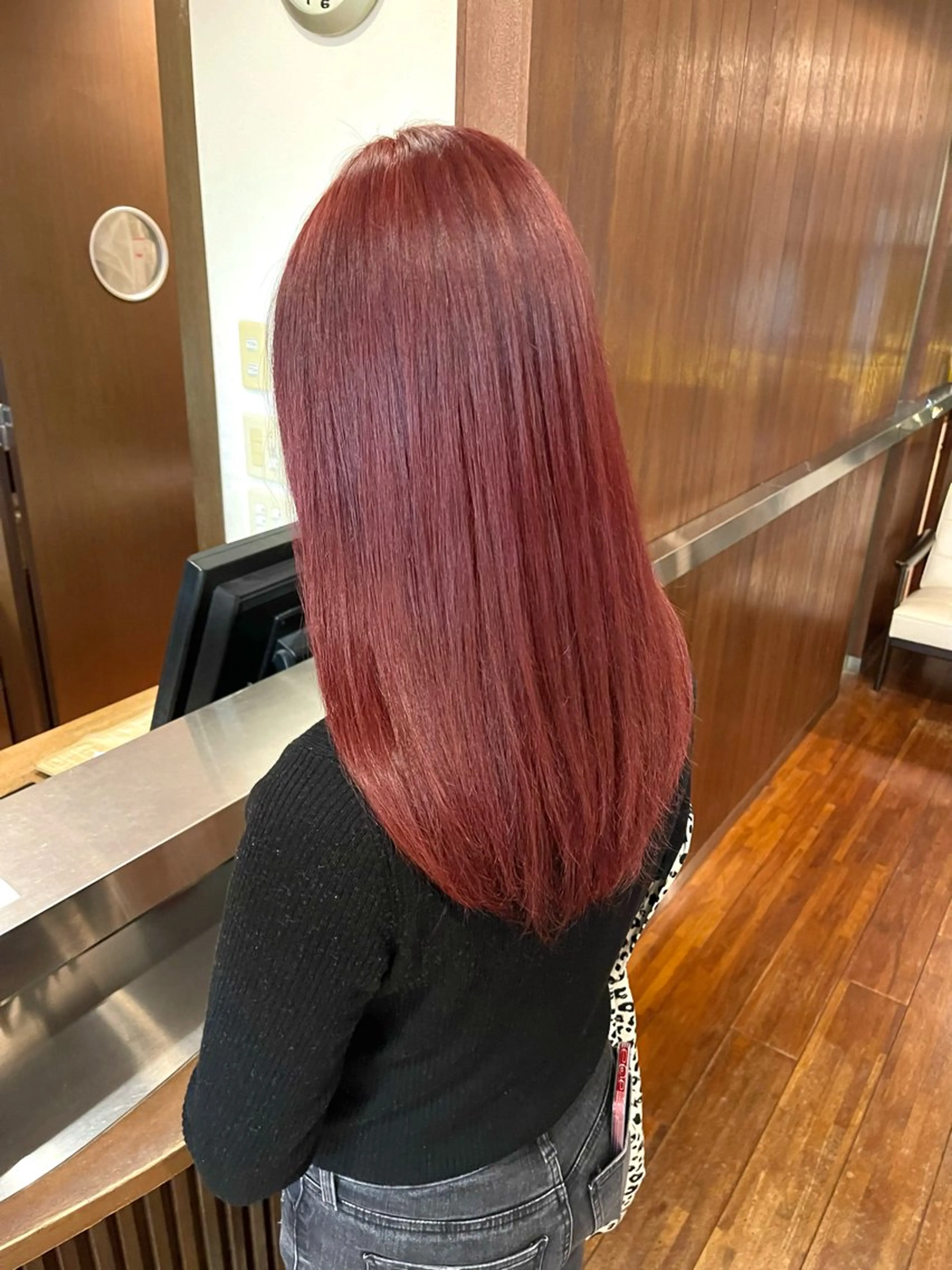 ミディアム カラー ブリーチ ラベンダーカラー レッドカラー カット ヘアカラー トリートメント 髪質改善ｶﾗｰ ｹｱﾌﾞﾘｰﾁ/ﾀﾑのヘアスタイル