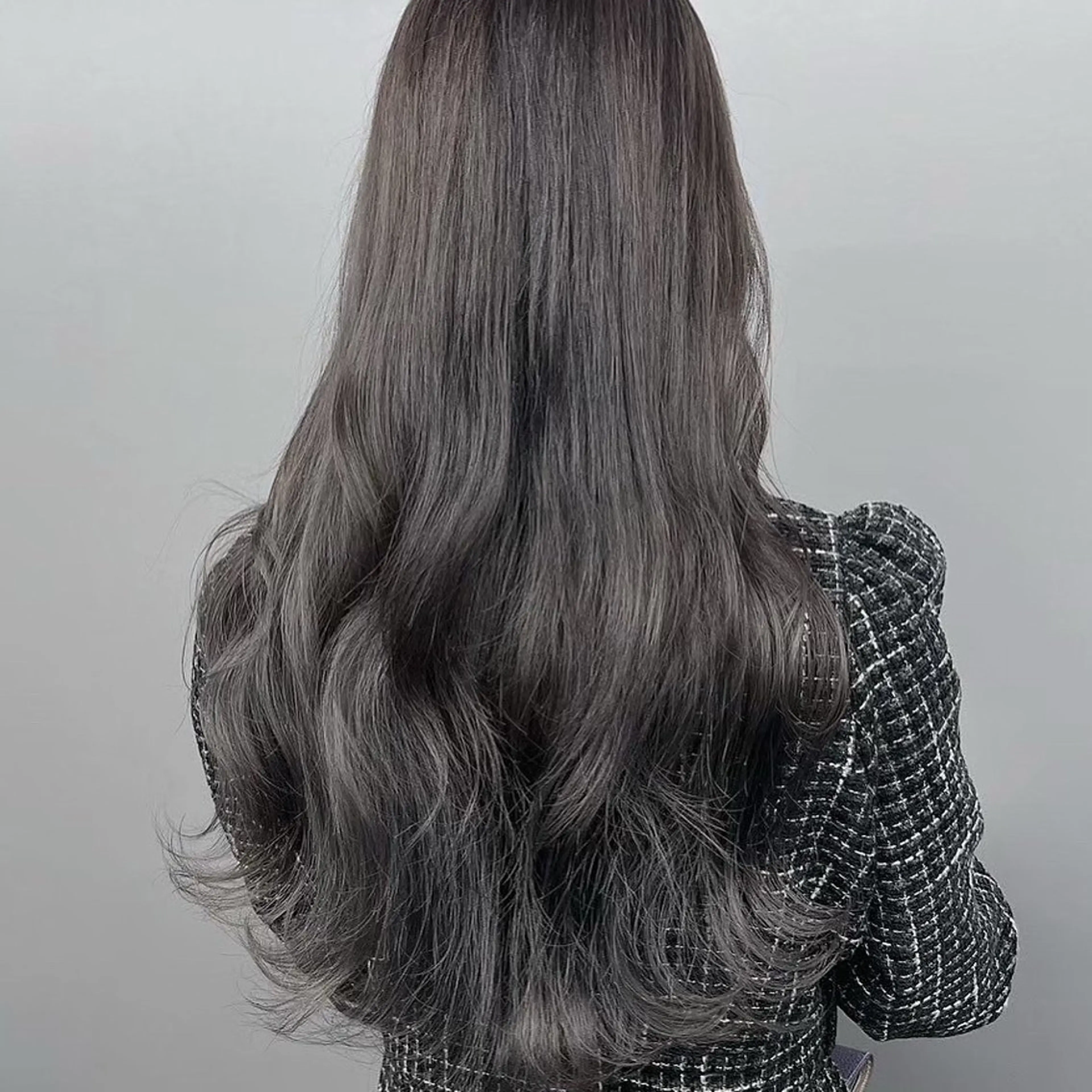 ロング カラー 透明感カラー グレージュ/あいのヘアスタイル