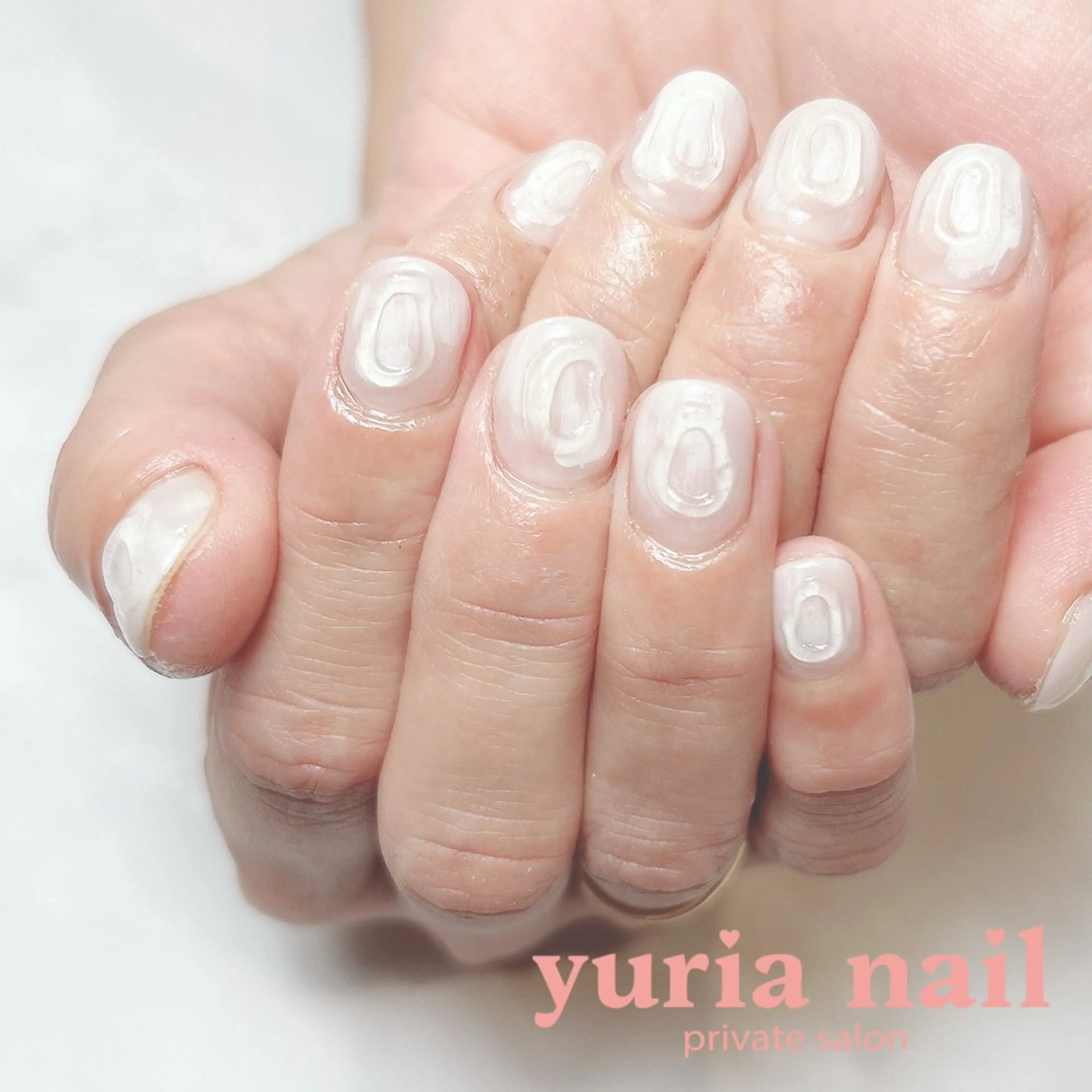 ネイル アートネイル クリアネイル ジェルネイル ぷっくりネイル ホワイト ハンドネイル 小林 ゆりあのネイルデザイン