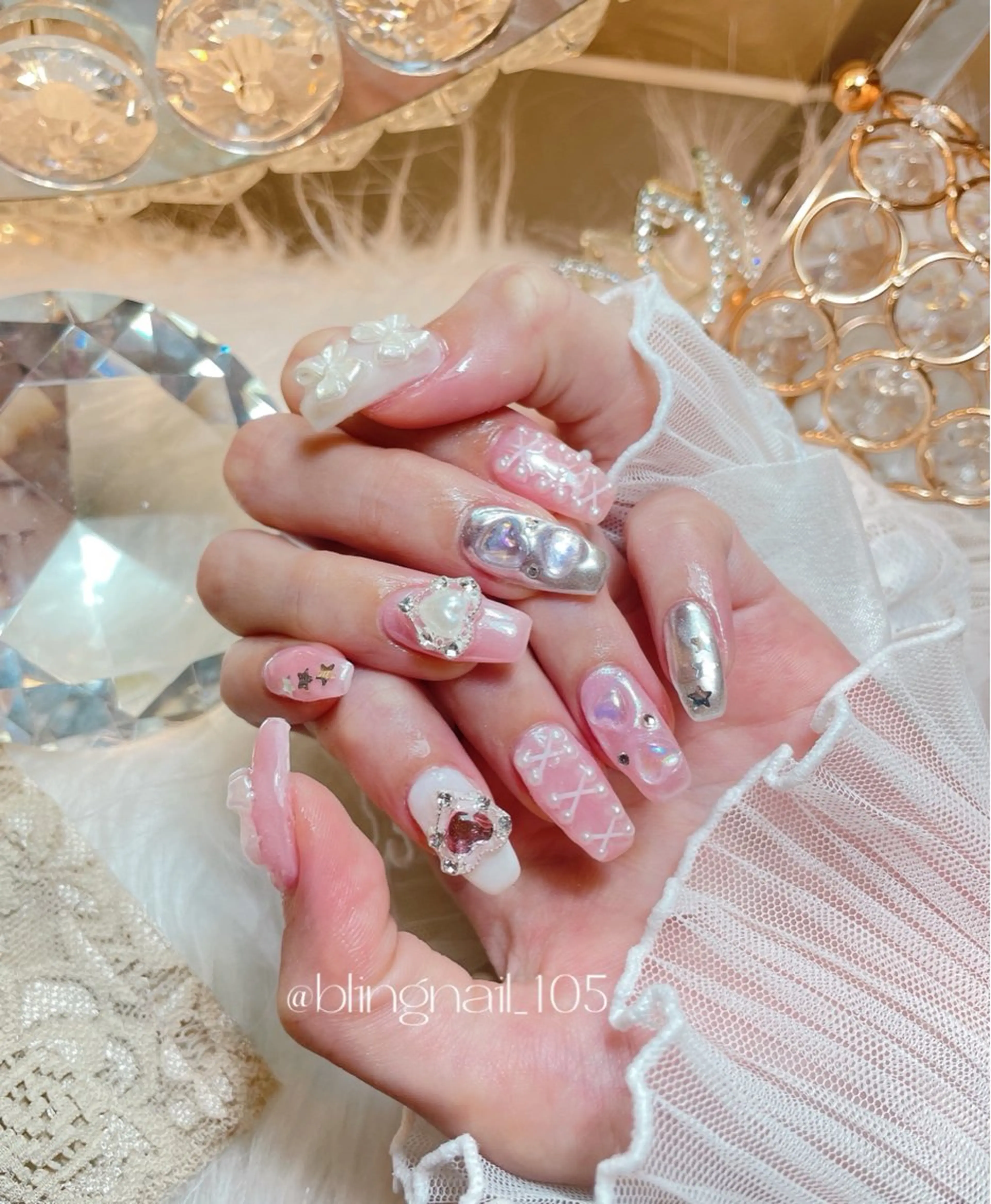 ネイル 23時まで❤︎韓国、 ワンホンネイルのネイルデザイン