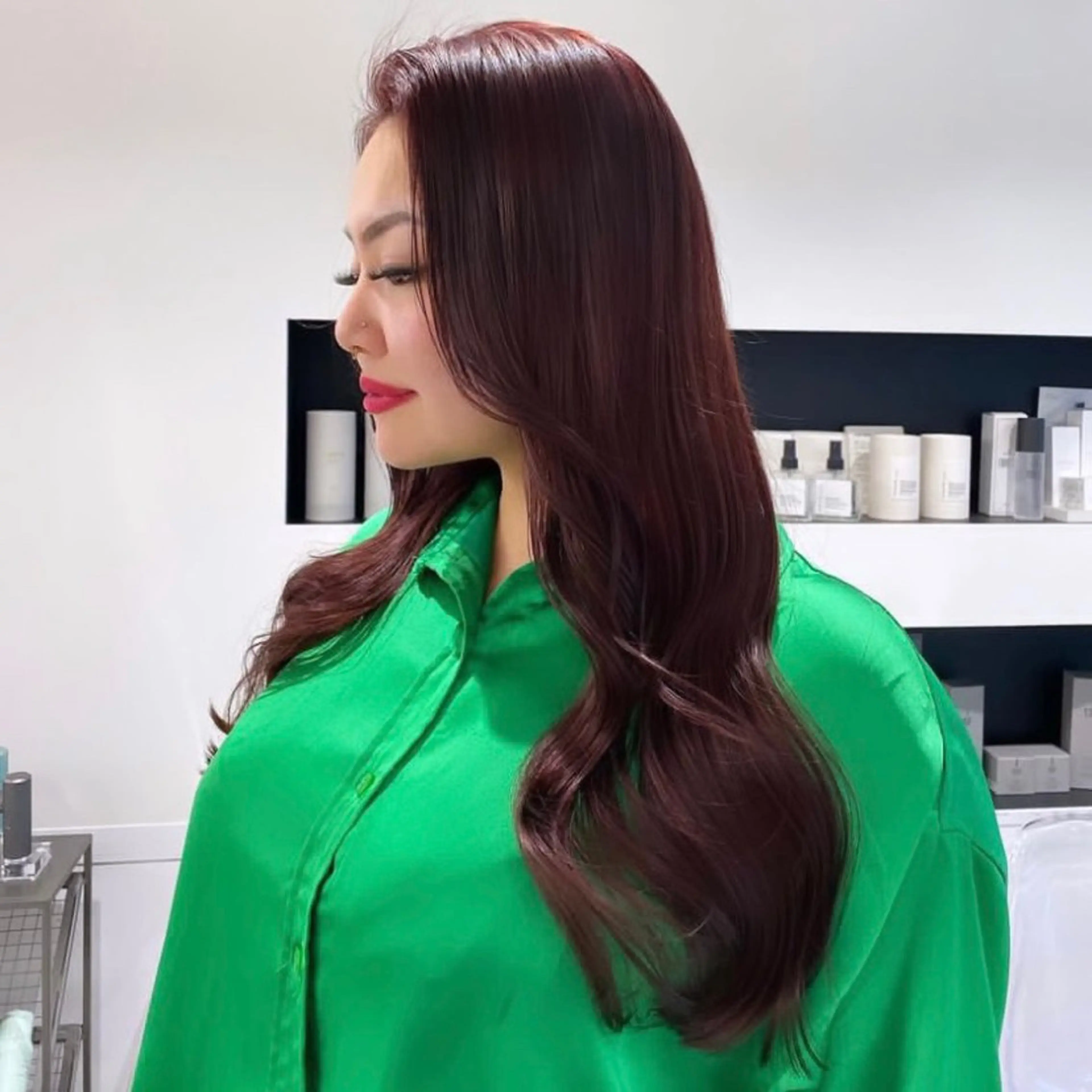 ロング カラー ブリーチ ケアブリーチ 透明感カラー ハイトーンカラー 韓国風カラー emu所属・けいこ🍊ニュアンス ネイル/個性派ネイルのネイルデザイン