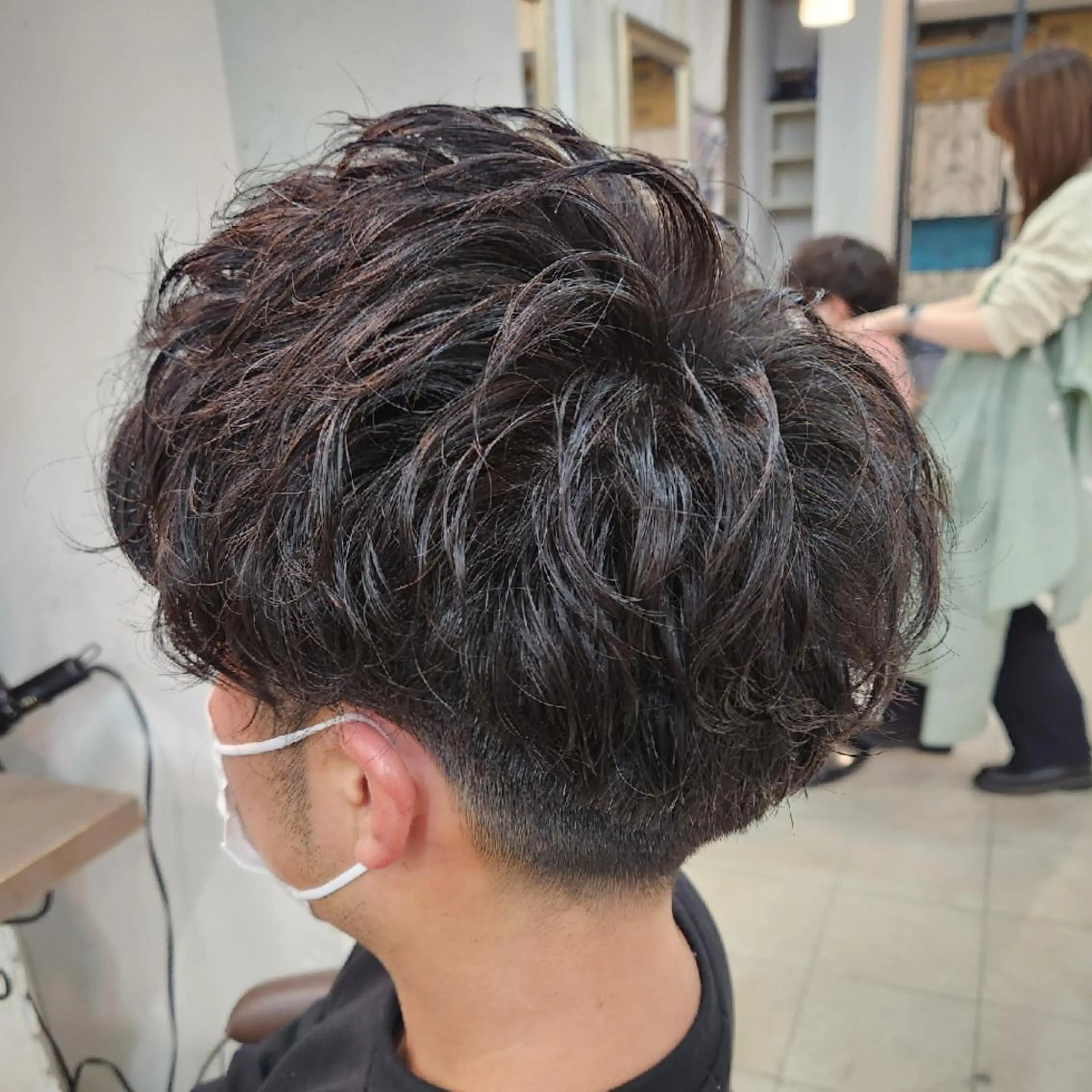 メンズ カット ヘアカラー トリートメント 韓国ヘア🇰🇷 レイヤー/芝春樹のヘアスタイル