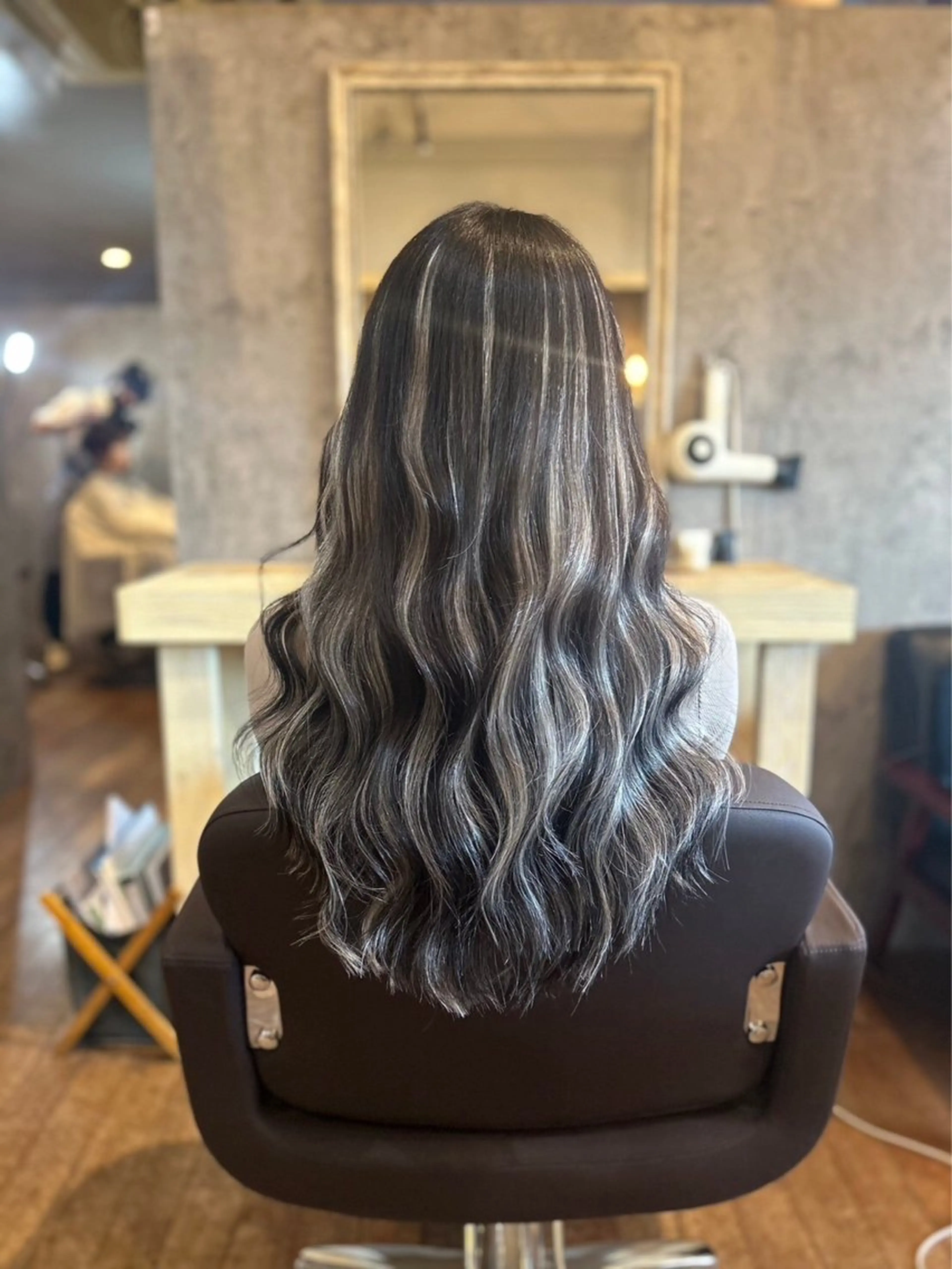 潤いカラー＋シールエクステ60枚¥22000の写真