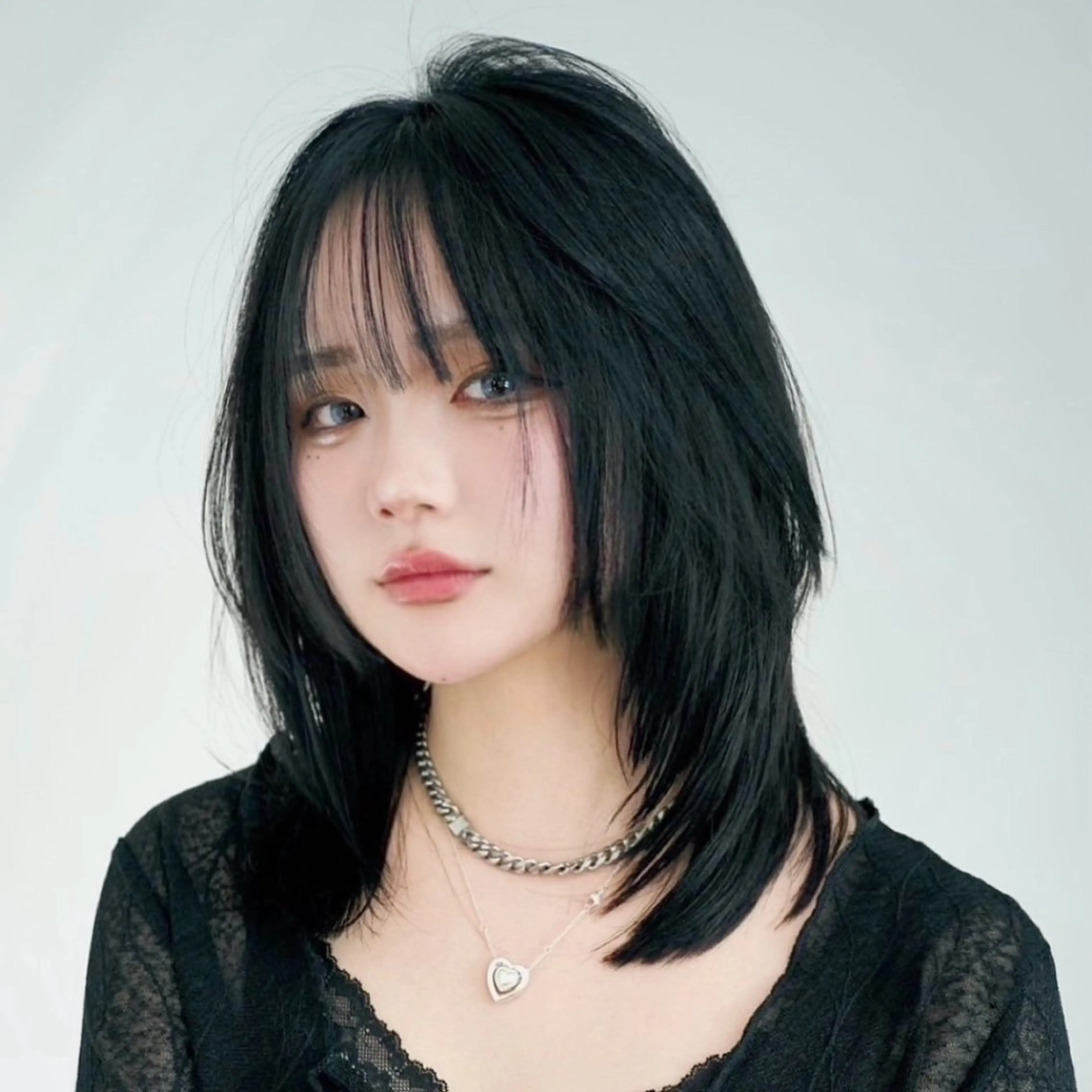 ミディアム カット トリートメント 🍭ハイトーン/レイ ヤーカット🍭チャンのヘアスタイル