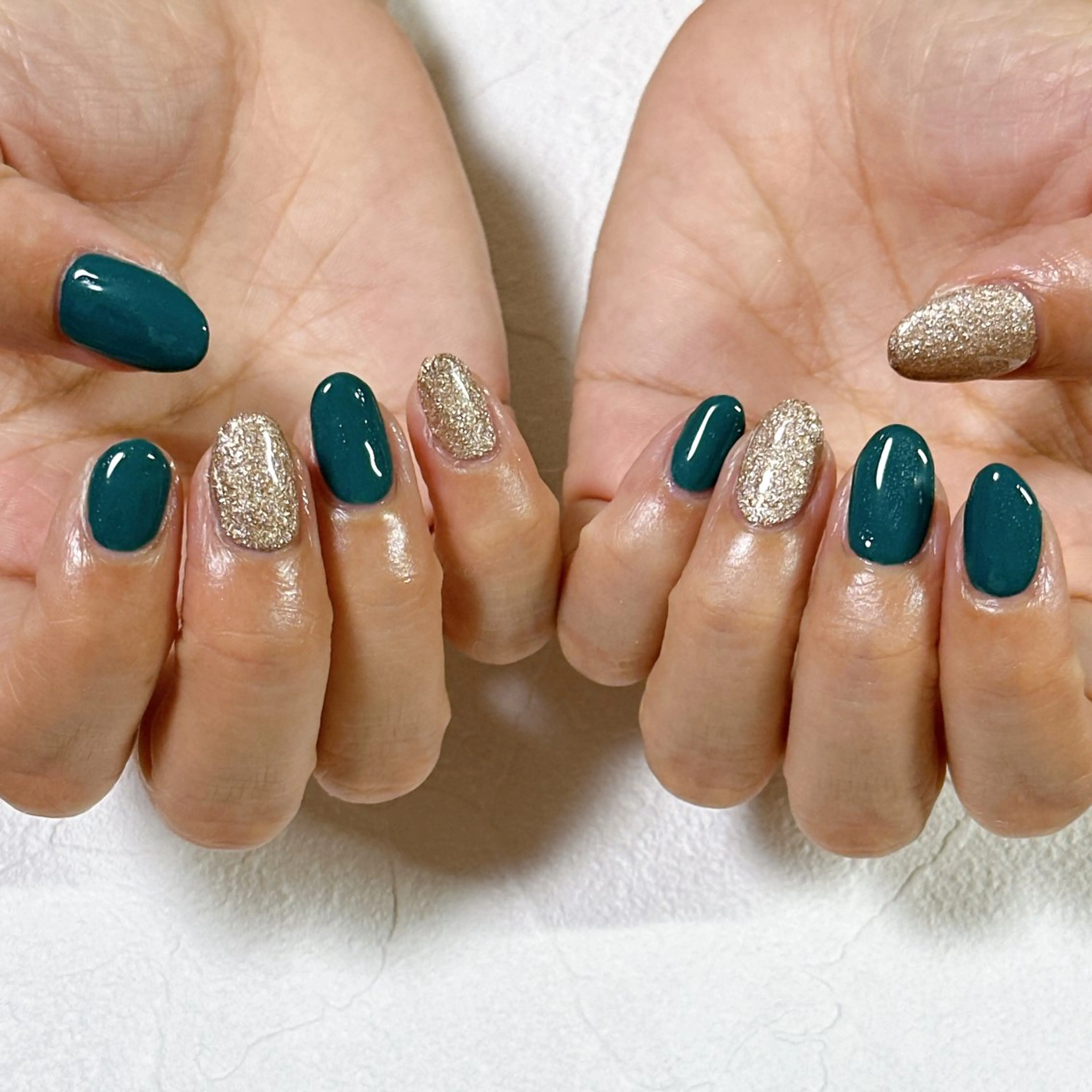 ネイル オーロラネイル フットネイル フレンチネイル ジェルネイル ゴールド ハンドネイル kiki nail 二子玉川のネイルデザイン