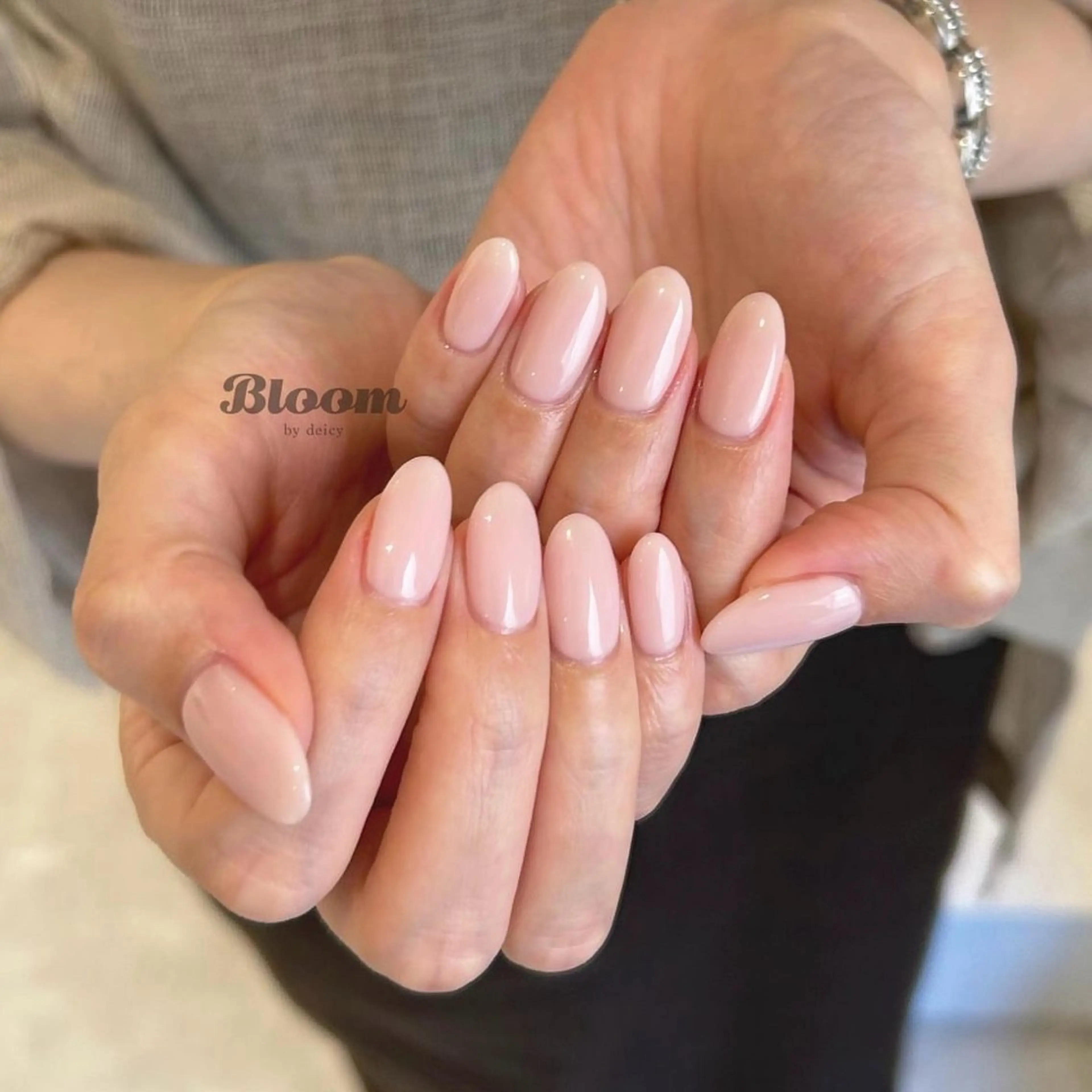 ネイル ブルー ワンカラーネイル Bloom所属・Bloom miuのネイルデザイン