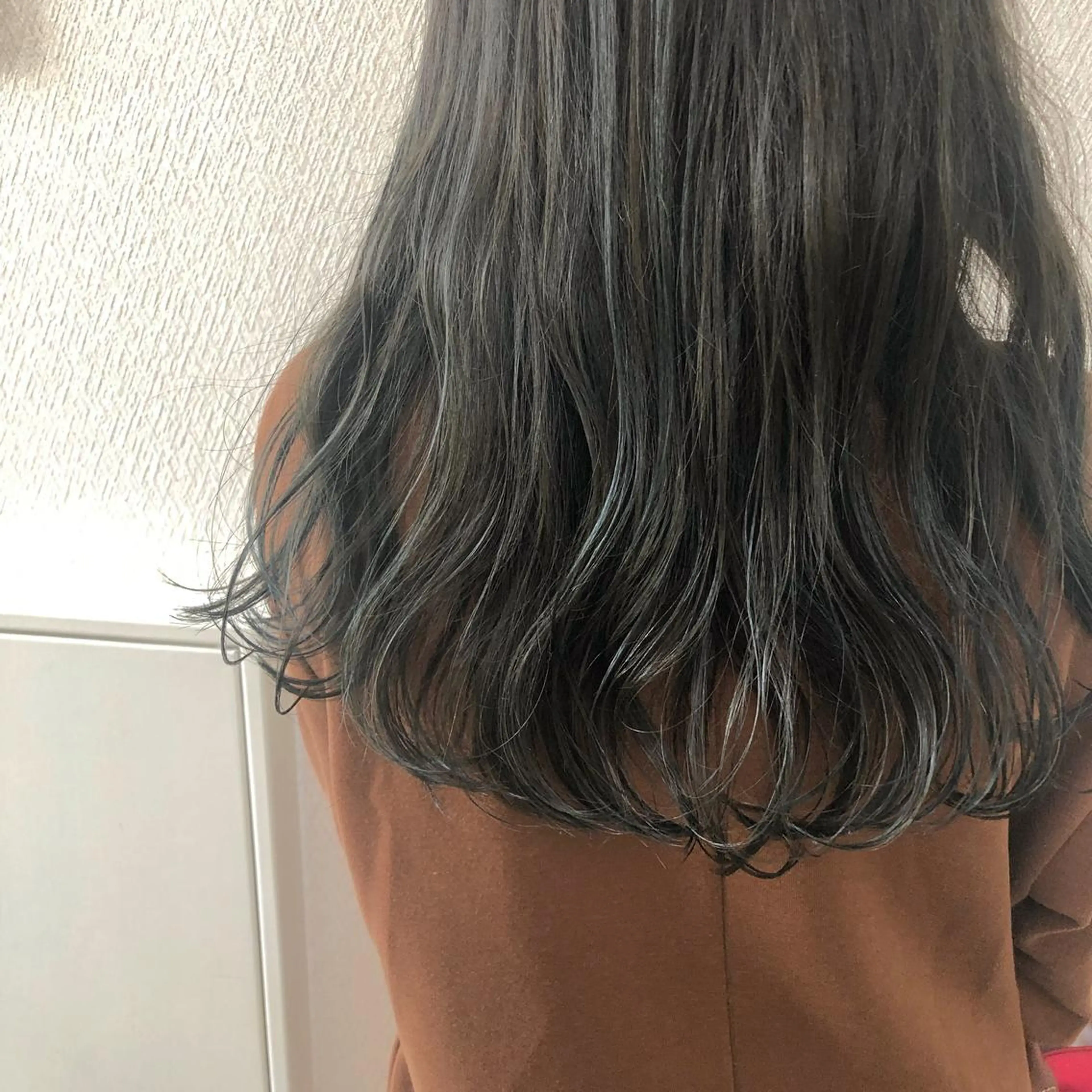 セミロング ハイライト カット ヘアカラー トリートメント 水野 雪 /パーマ/暖色カラーのヘアスタイル