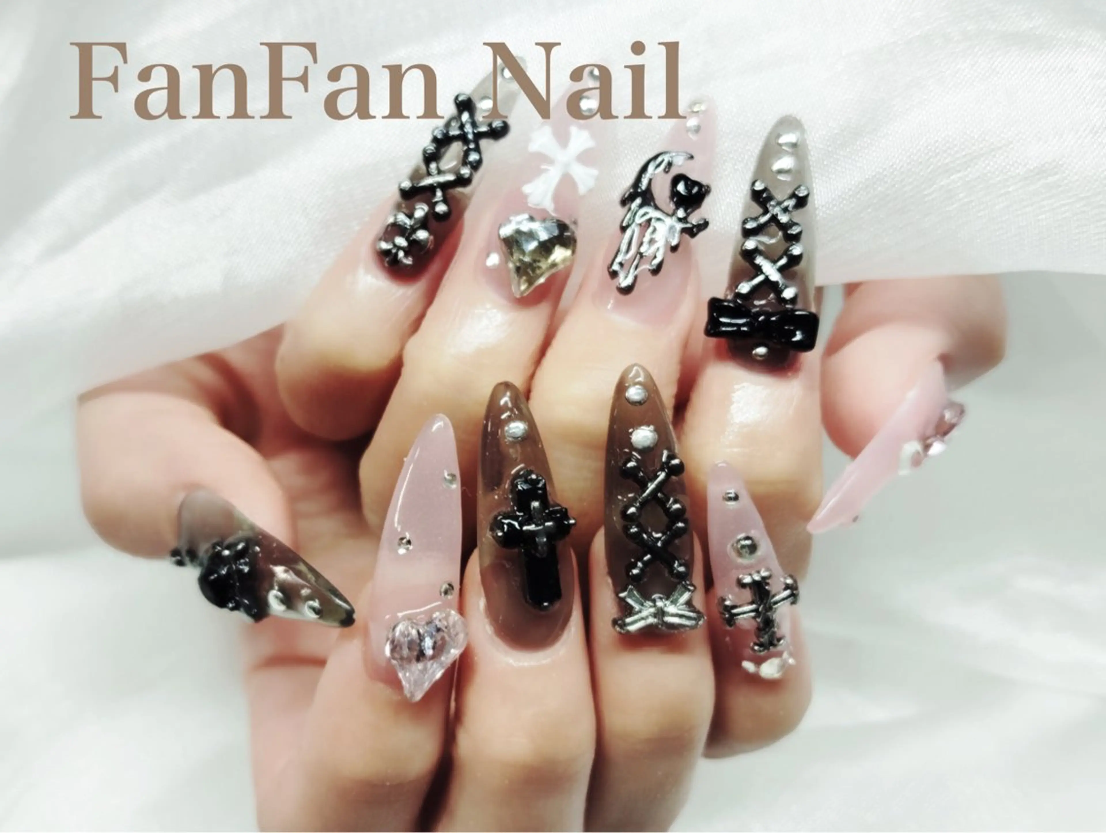 ネイル FanFan 長さ出し専門のネイルデザイン