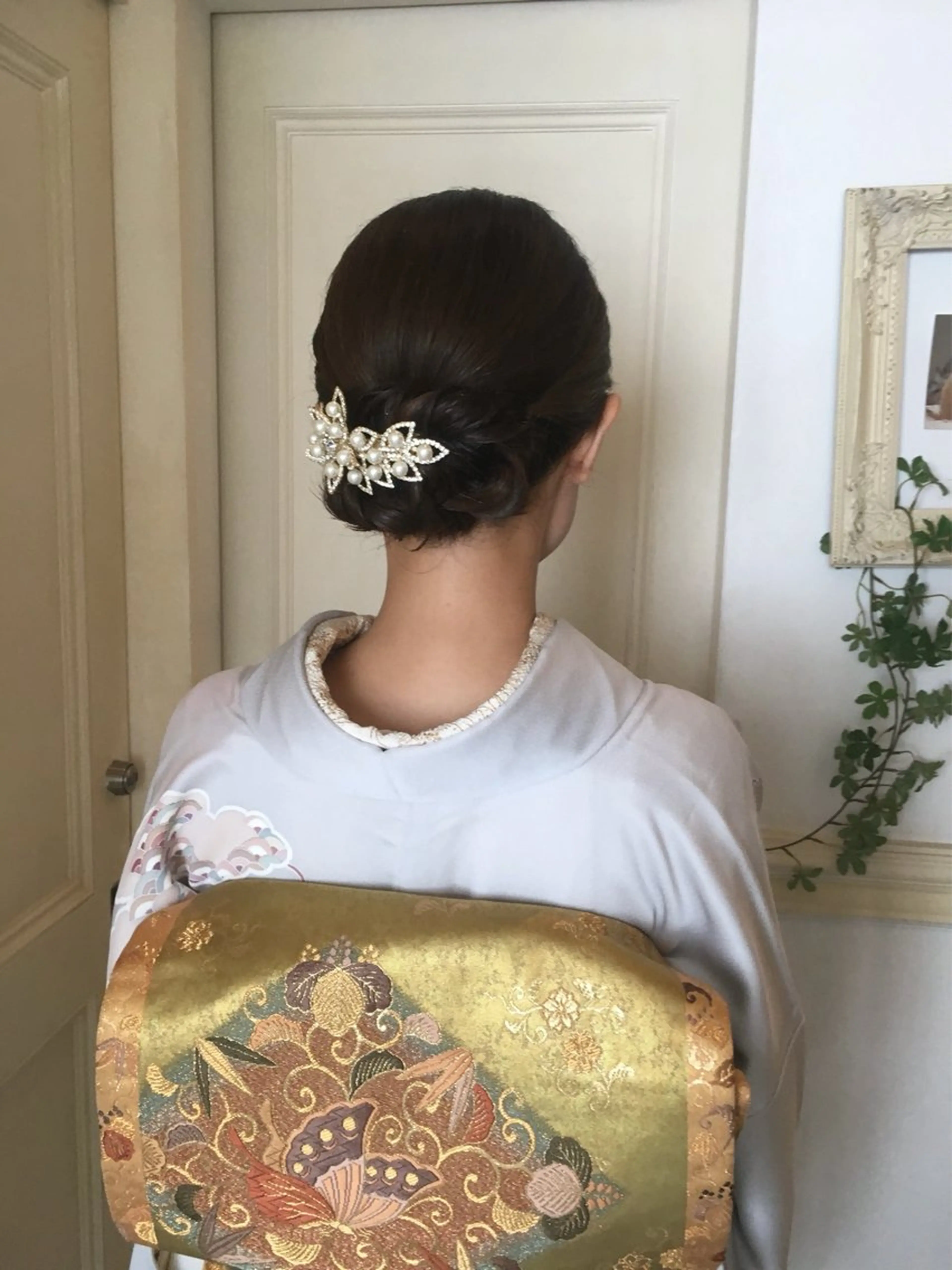 訪問着着付けで+ヘアセット9時〜12000円の写真