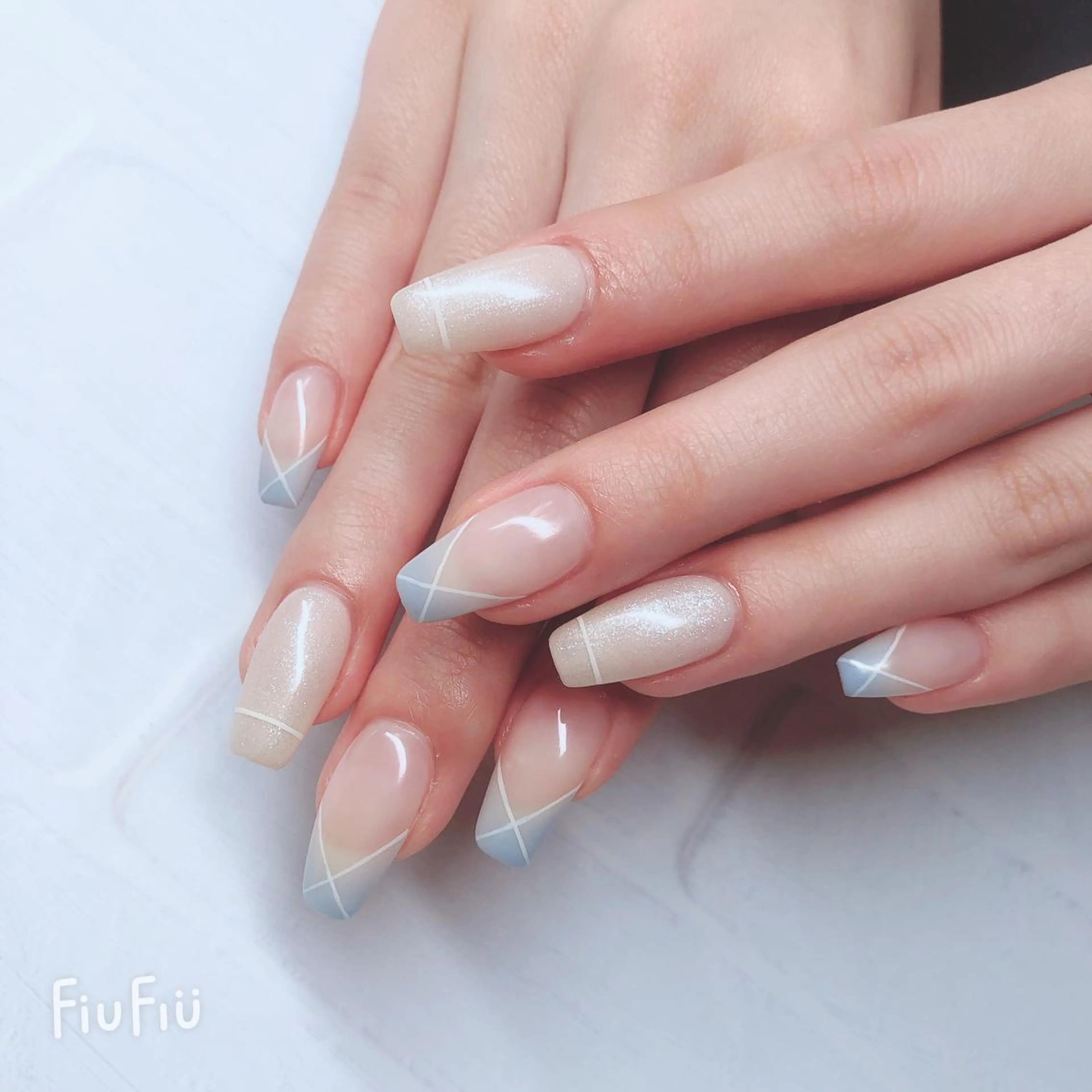 ネイル ハンドネイル ハンドケア ハク キのネイルデザイン