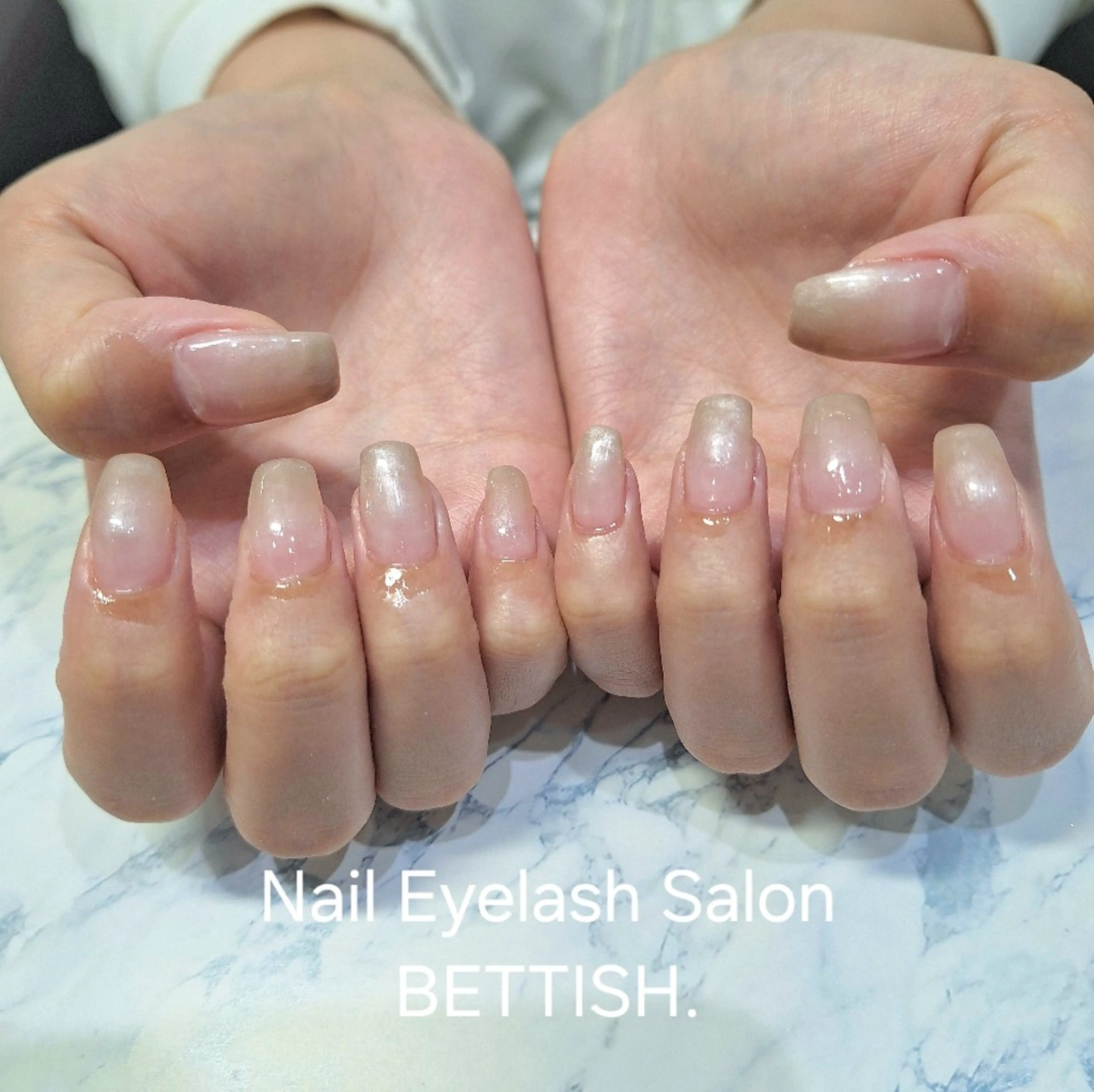 ネイル グラデーション BETTISH　 　AIRIのネイルデザイン