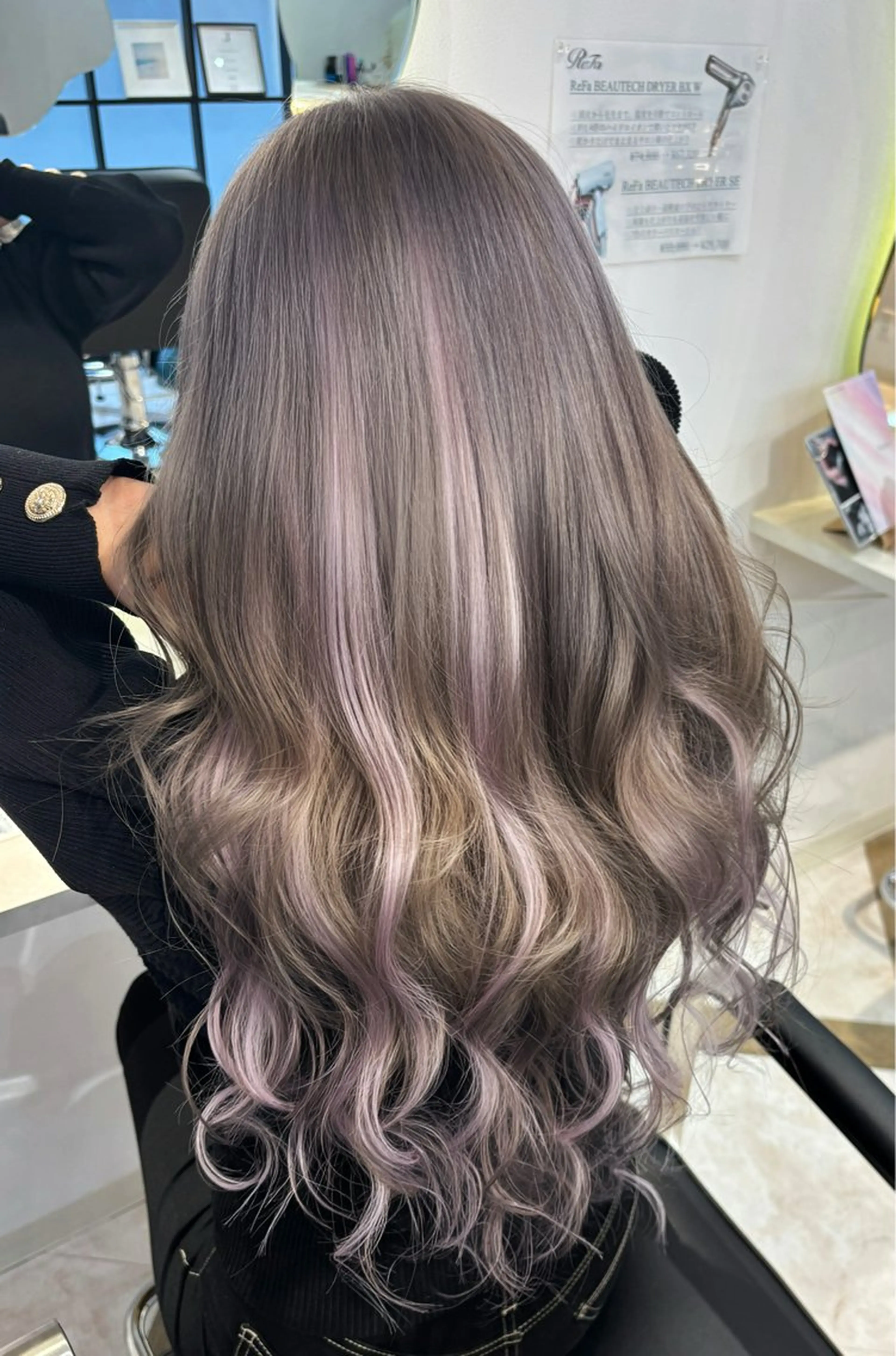 ロング カラー エクステ 🍒しの🍒 ハイトーン/カットのヘアスタイル