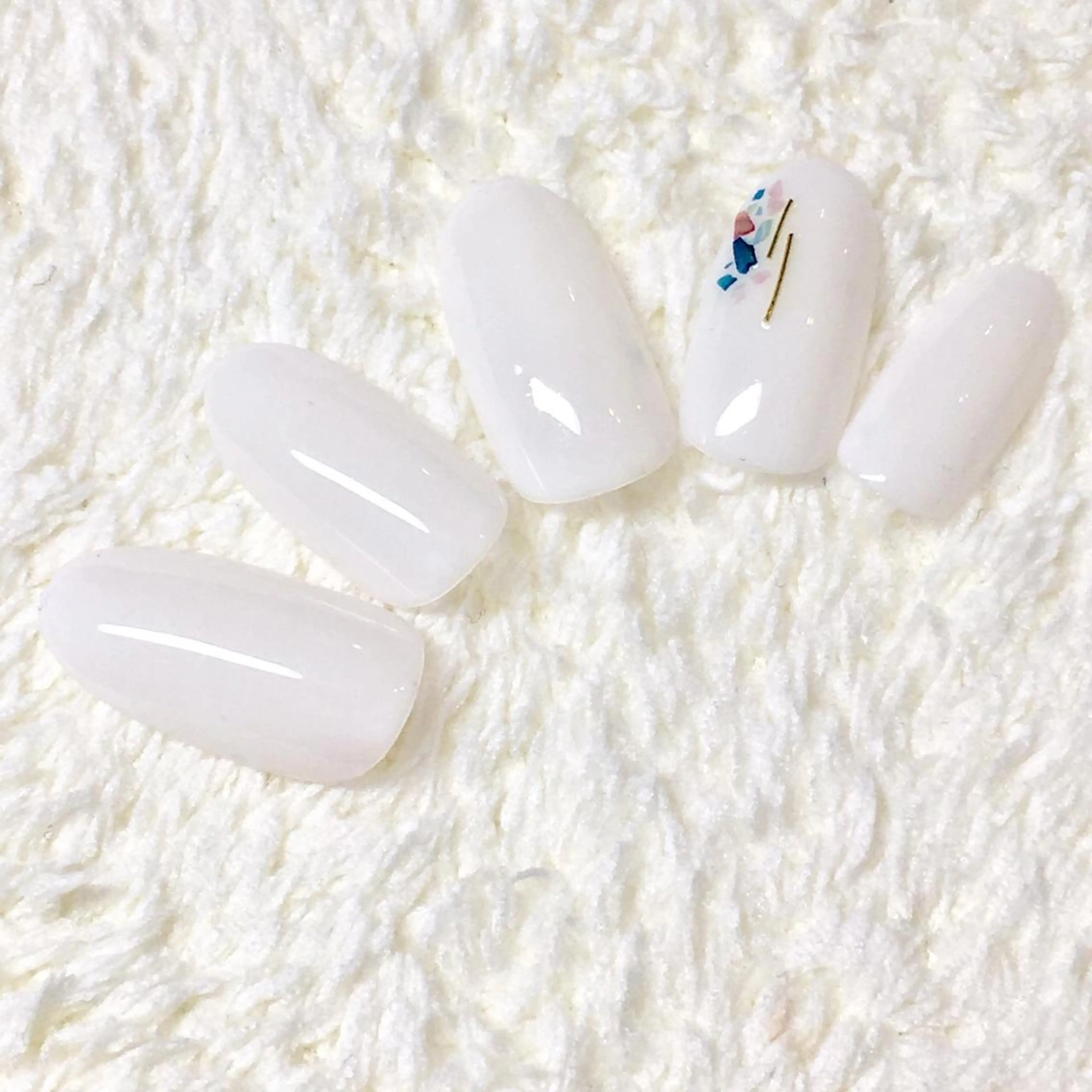 ネイル Aubel.nord_nail所属・Aubel.nord オーベルノールのネイルデザイン